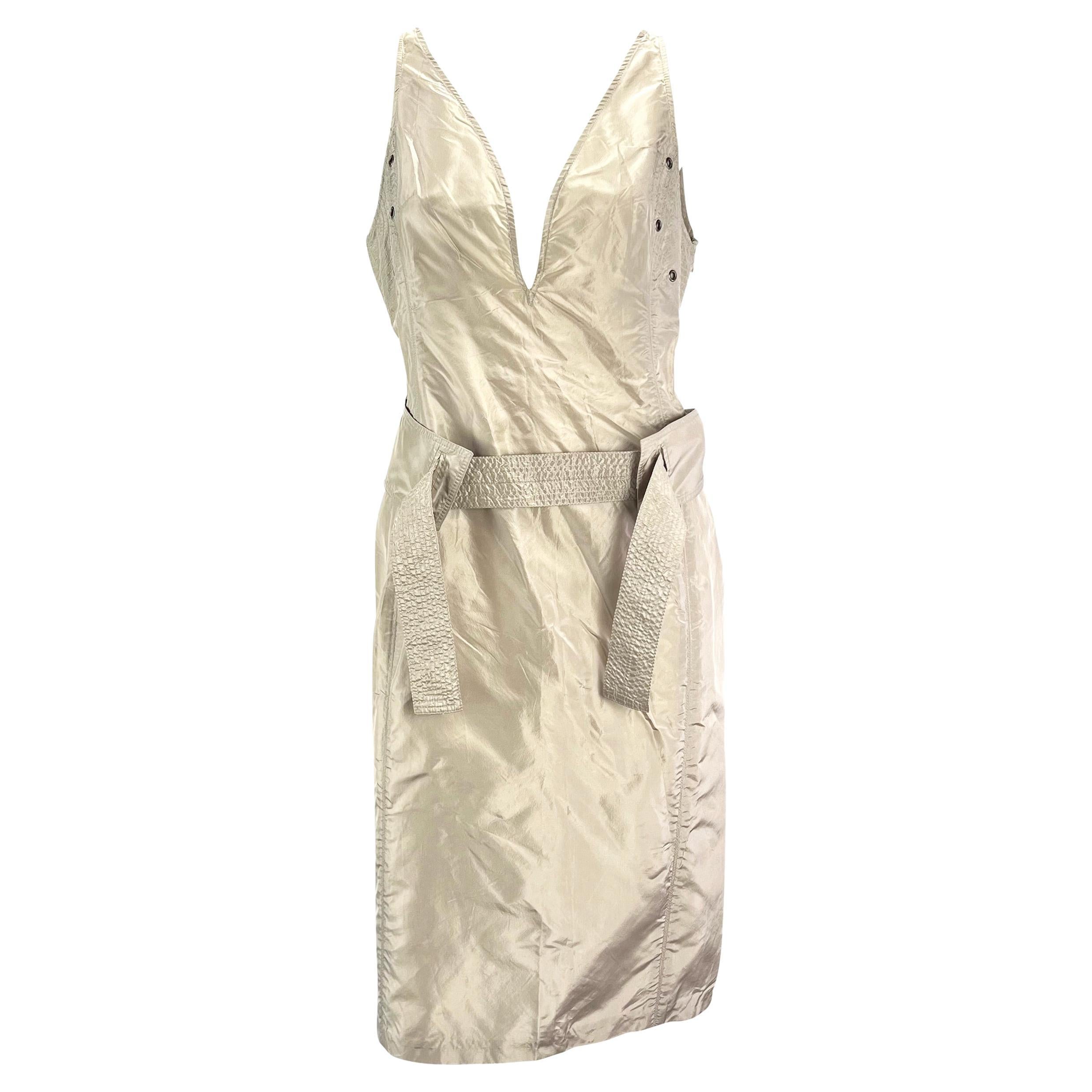 S/S 2003 Gucci by Tom Ford Silk Taupe Belted Dress  For Sale 2