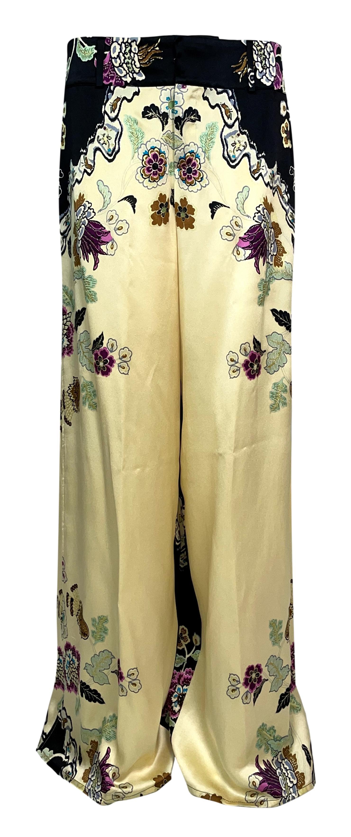 **THANK YOU FOR SHOPPING WITH MES DEUX FILLES**

DESIGNER: S/S 2003 Roberto Cavalli
CONDITION: Excellent
FABRIC: Silk
COUNTRY MADE: Italy
SIZE: M
MEASUREMENTS; provided as a courtesy, not a guarantee of fit:
Waist: 31