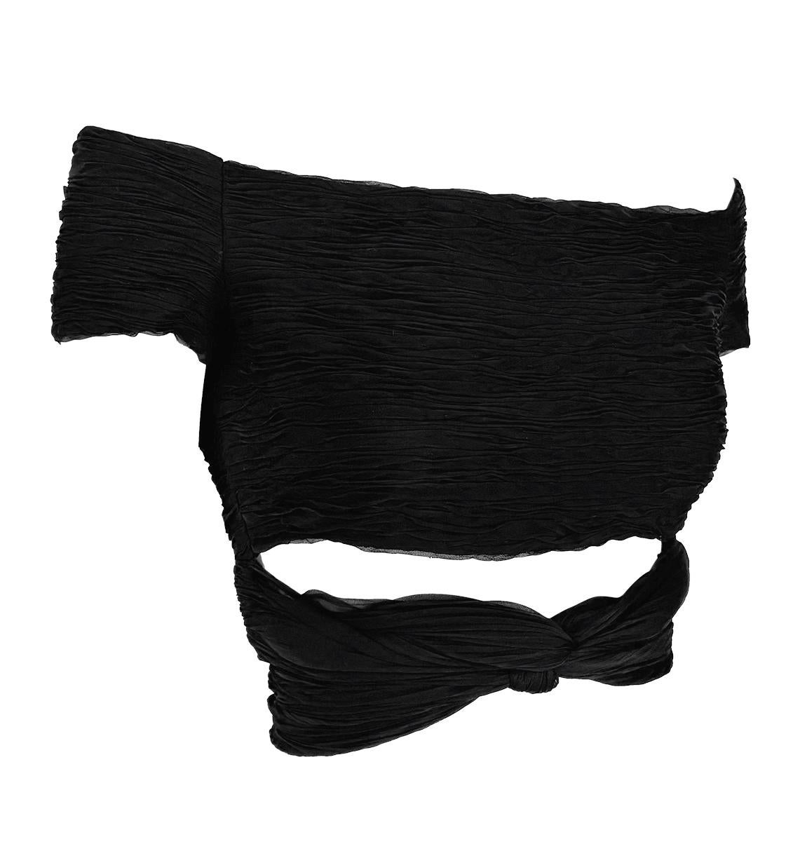 S/S 2003 Valentino Garavani Runway Ad Pleated Black Silk Tie-Front Crop Top 10