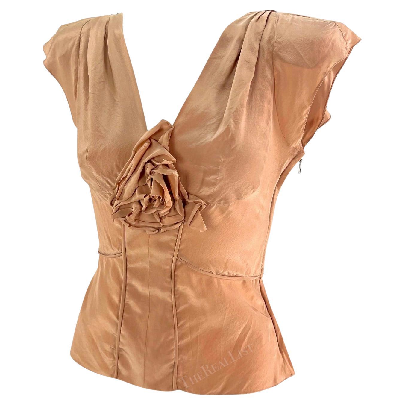 Haut à volants en soie beige Yves Saint Laurent par Tom Ford, P/E 2003 en vente