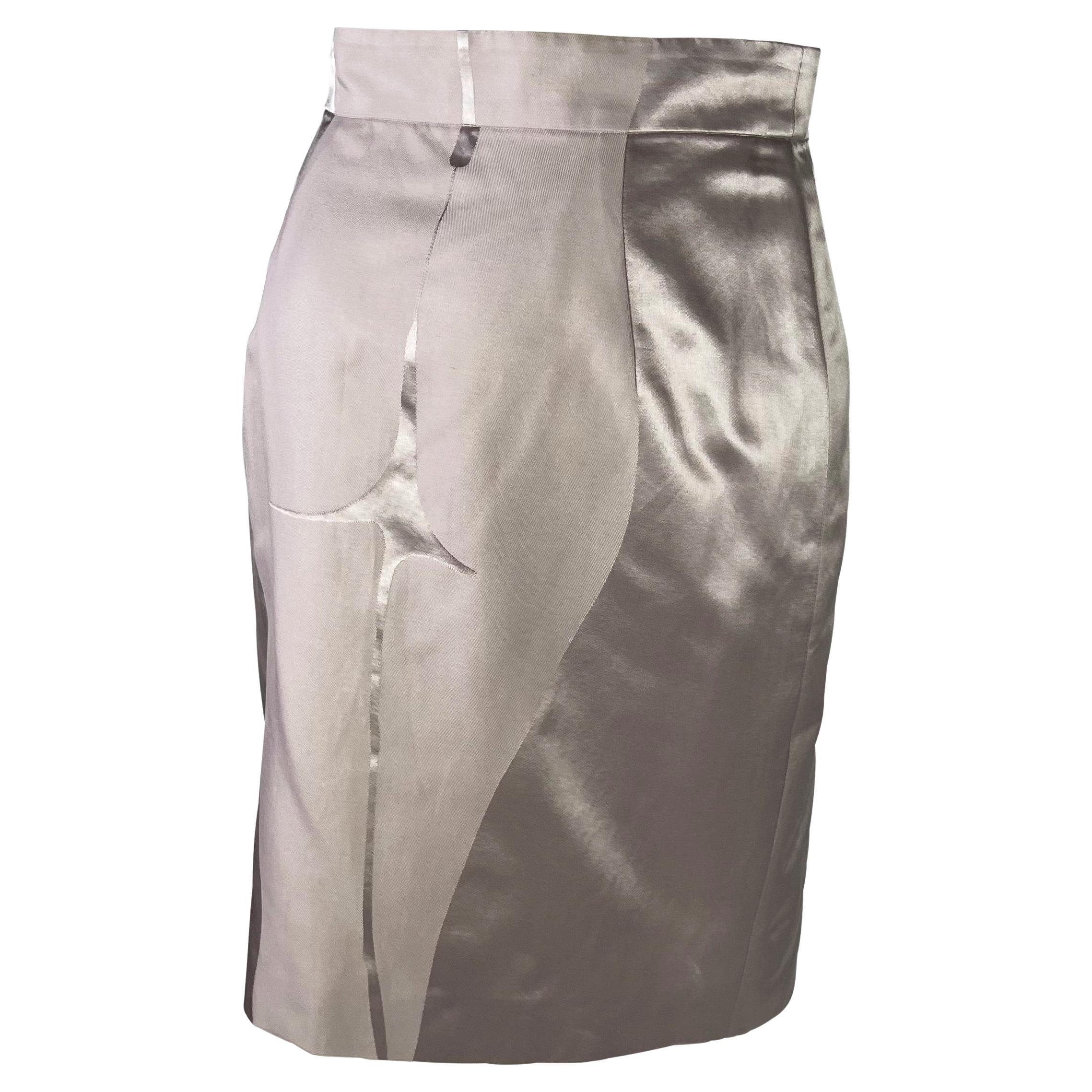 Gray S/S 2003 Yves Saint Laurent by Tom Ford Runway Female Body Print Lavender Skirt For Sale