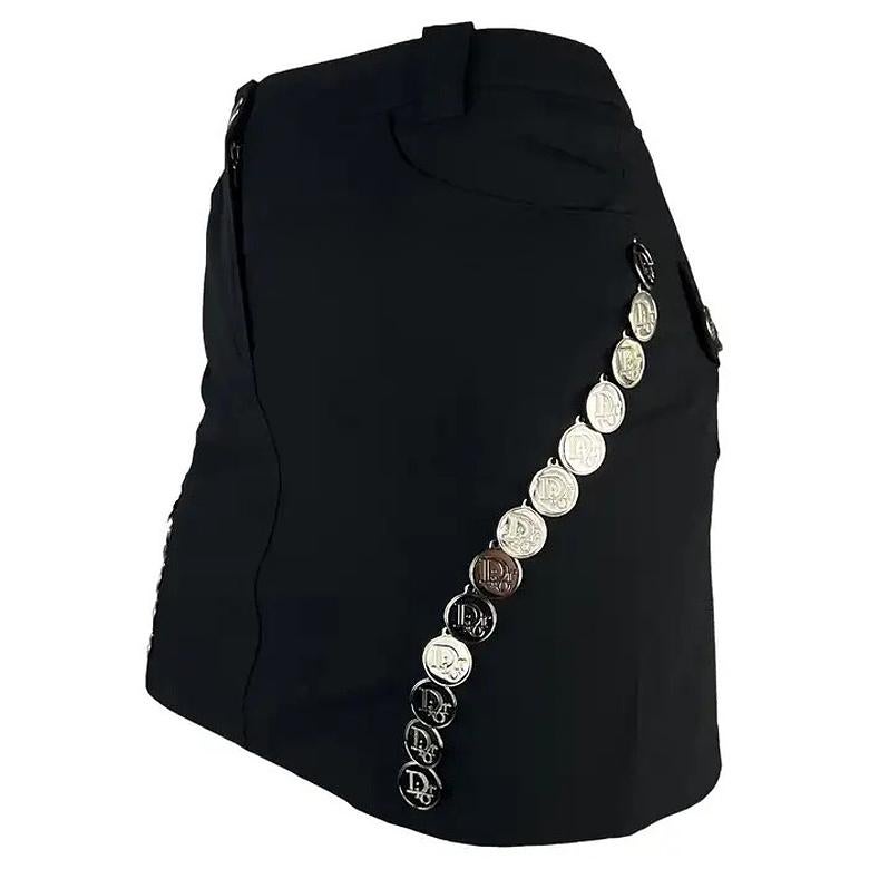 Minifalda S/S 2004 Christian Dior Medallón Logo Negro Plata en venta