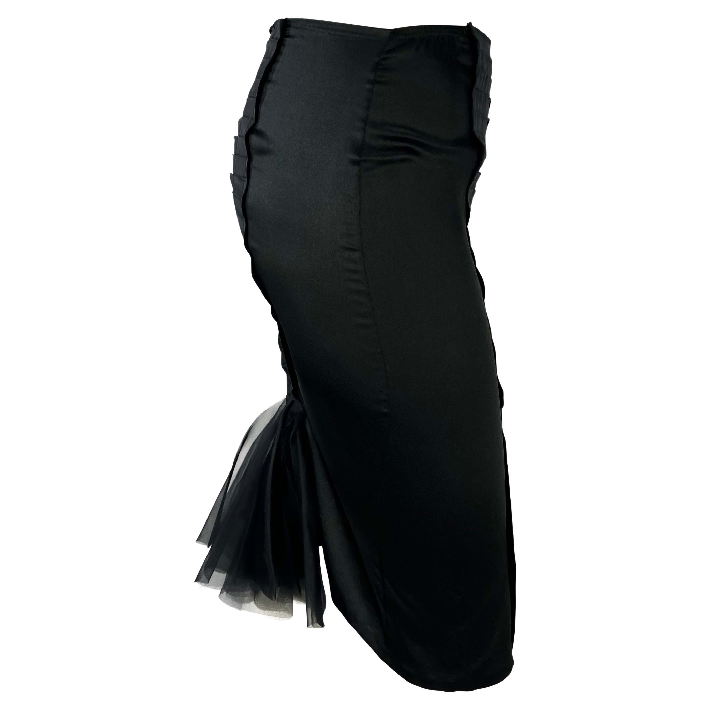S/S 2004 Gucci by Tom Ford Black Pleated Sheer Tapered Stretch Wiggle Skirt In Good Condition For Sale In West Hollywood, CA