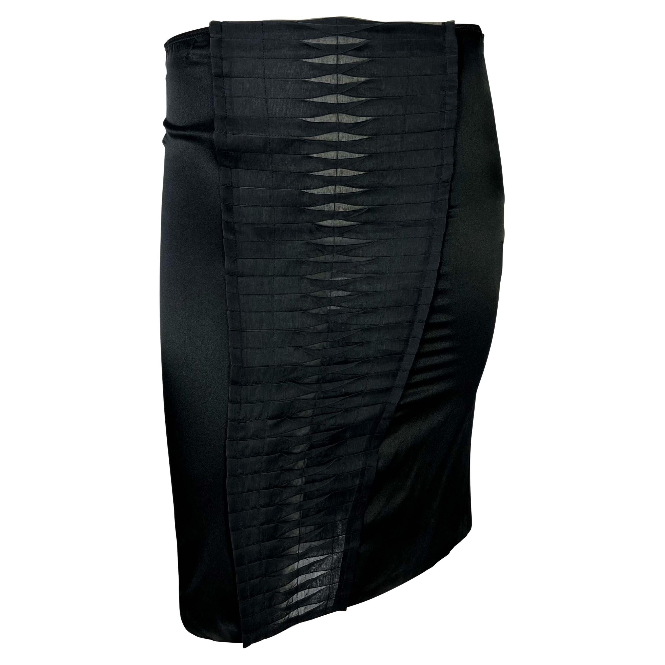 S/S 2004 Gucci by Tom Ford Black Pleated Sheer Tapered Stretch Wiggle Skirt For Sale 2
