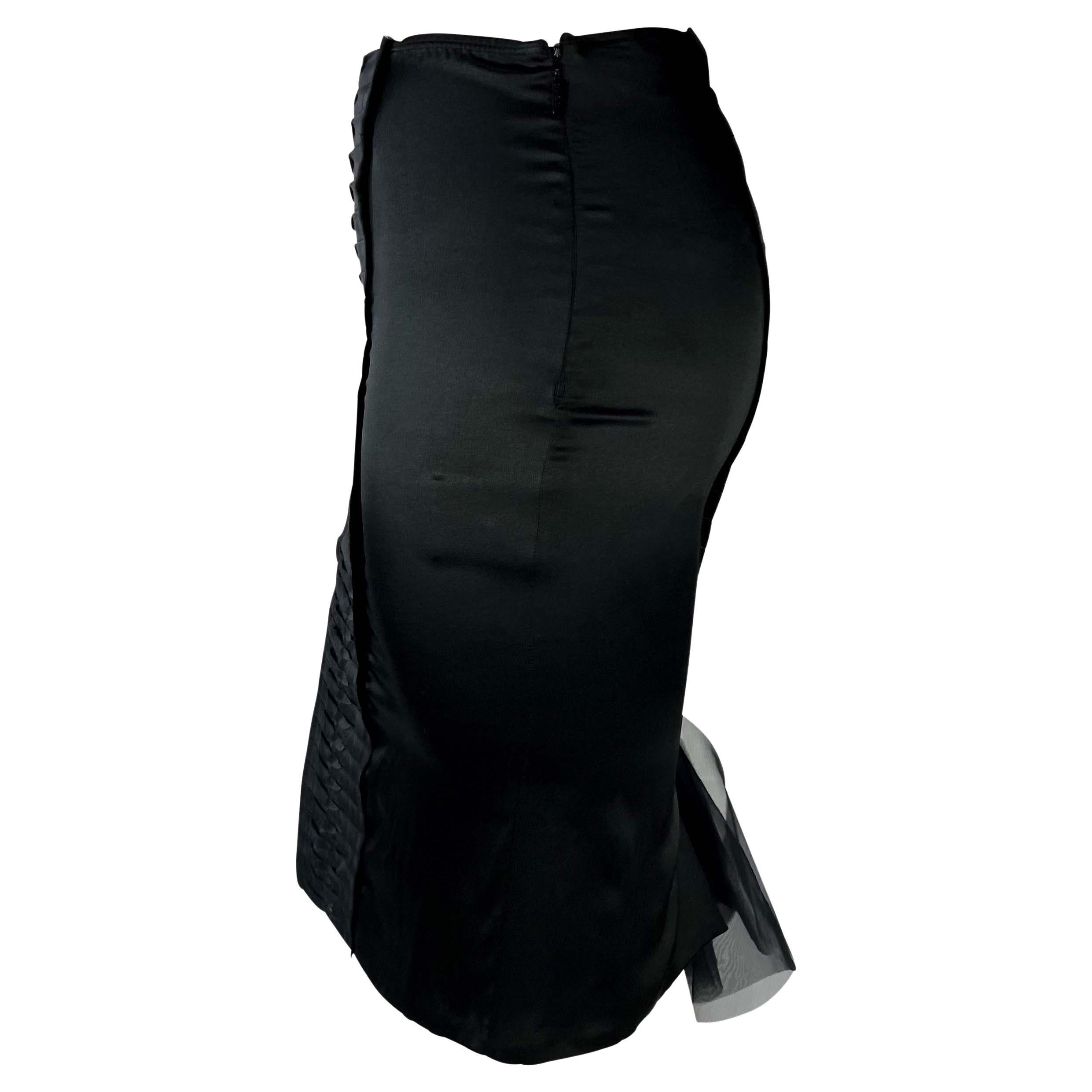S/S 2004 Gucci by Tom Ford Black Pleated Sheer Tapered Stretch Wiggle Skirt For Sale 4
