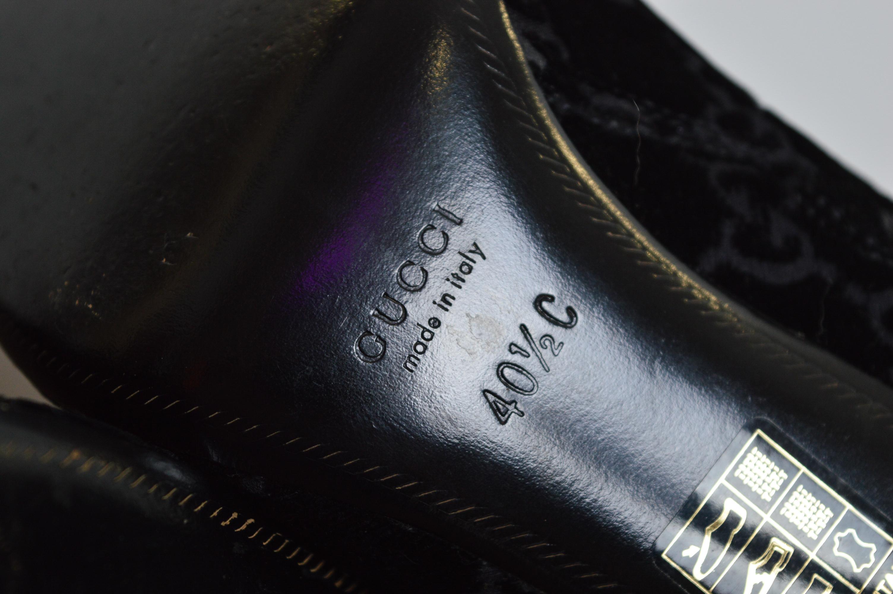 S/S 2004 Gucci by Tom Ford Black Velvet Devoré GG monogram stiletto ankle boots 12