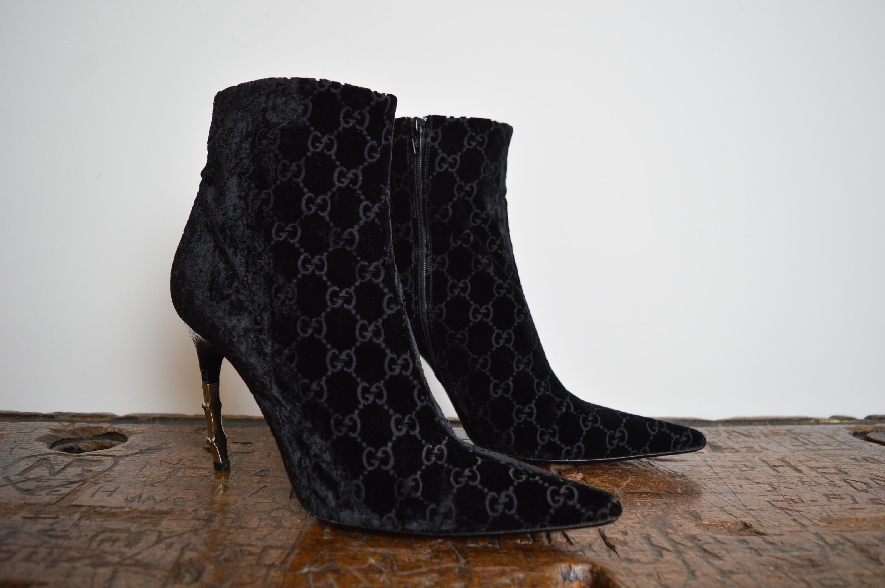 Spring / Summer 2004 Gucci by Tom Ford, Black Velvet Devoré GG monogrammed stiletto ankle boots.

Features;
Tom Ford era Gucci
Black luxurious velvet Jacquard
Full GG monogram exterior
Antler shaped moulded heel
Leather Soles / Satin interior