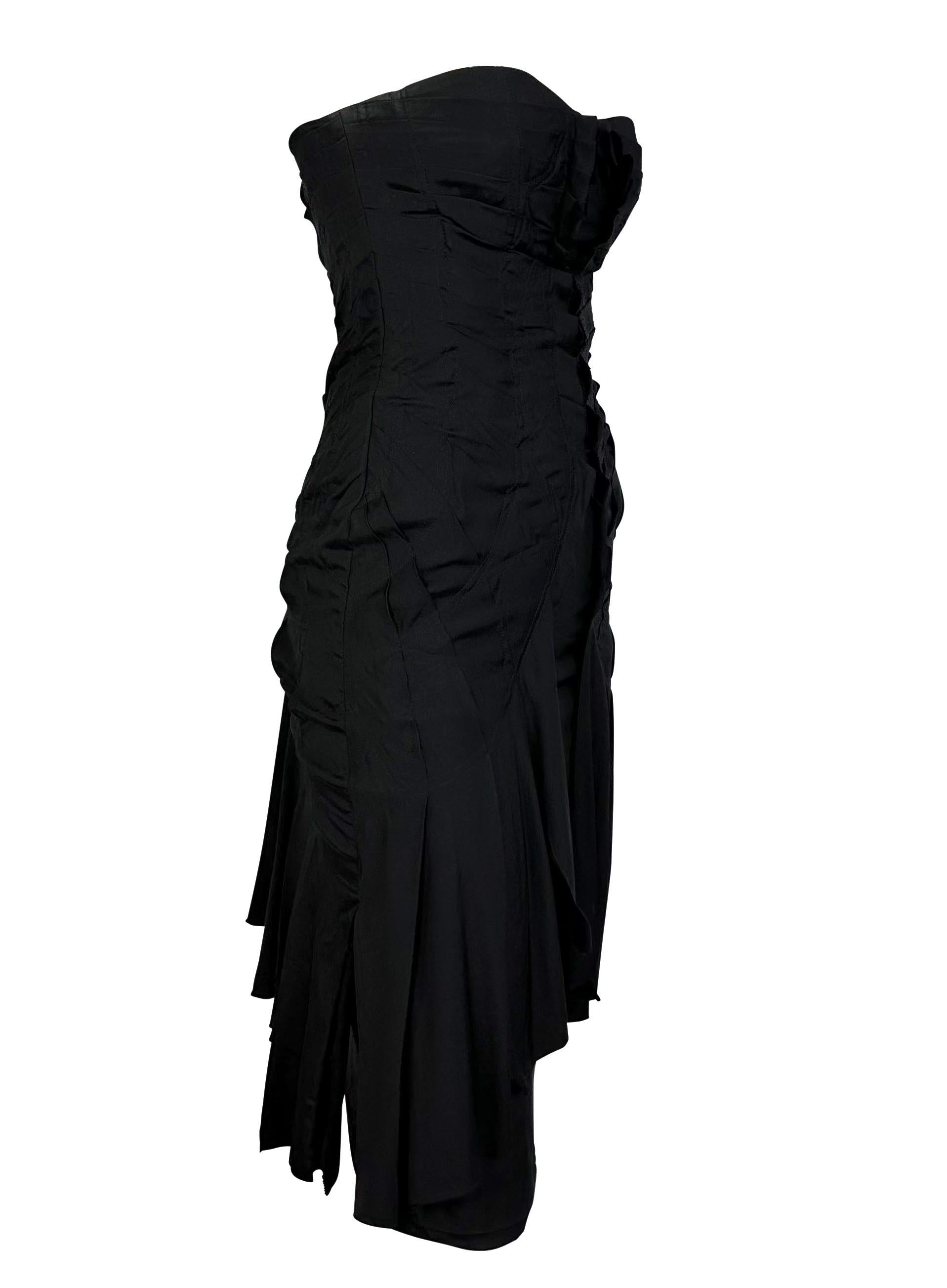 S/S 2004 Gucci by Tom Ford Fan Pleated Silk Ribbon Cutout Black Strapless Dress For Sale 3