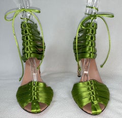 S/S 2004 Gucci by Tom Ford Runway Green Satin Wrap Gold Stiletto Heels 10