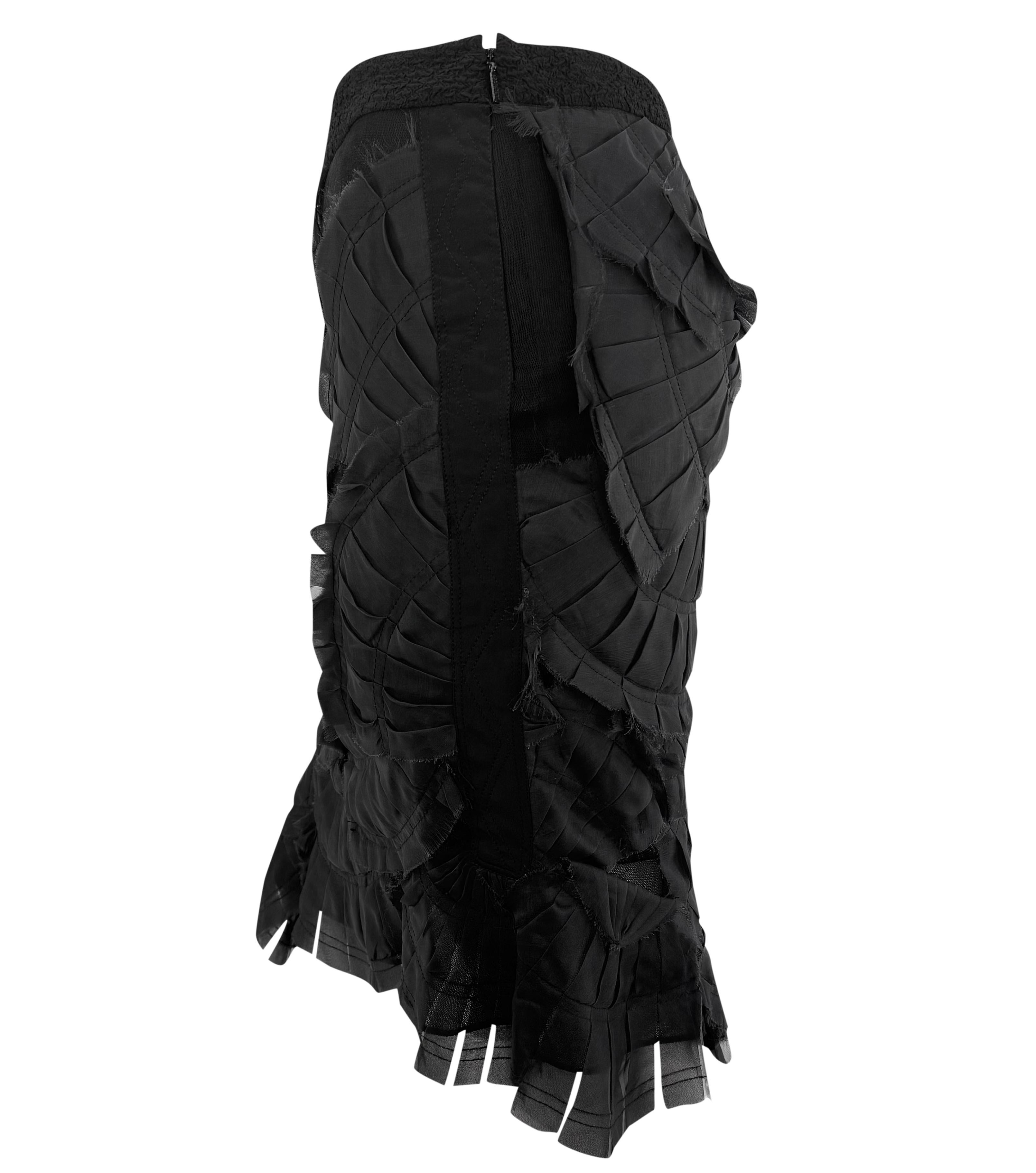 S/S 2004 Gucci by Tom Ford Runway Sheer Black Fan Pleated Silk Pencil Skirt For Sale 1