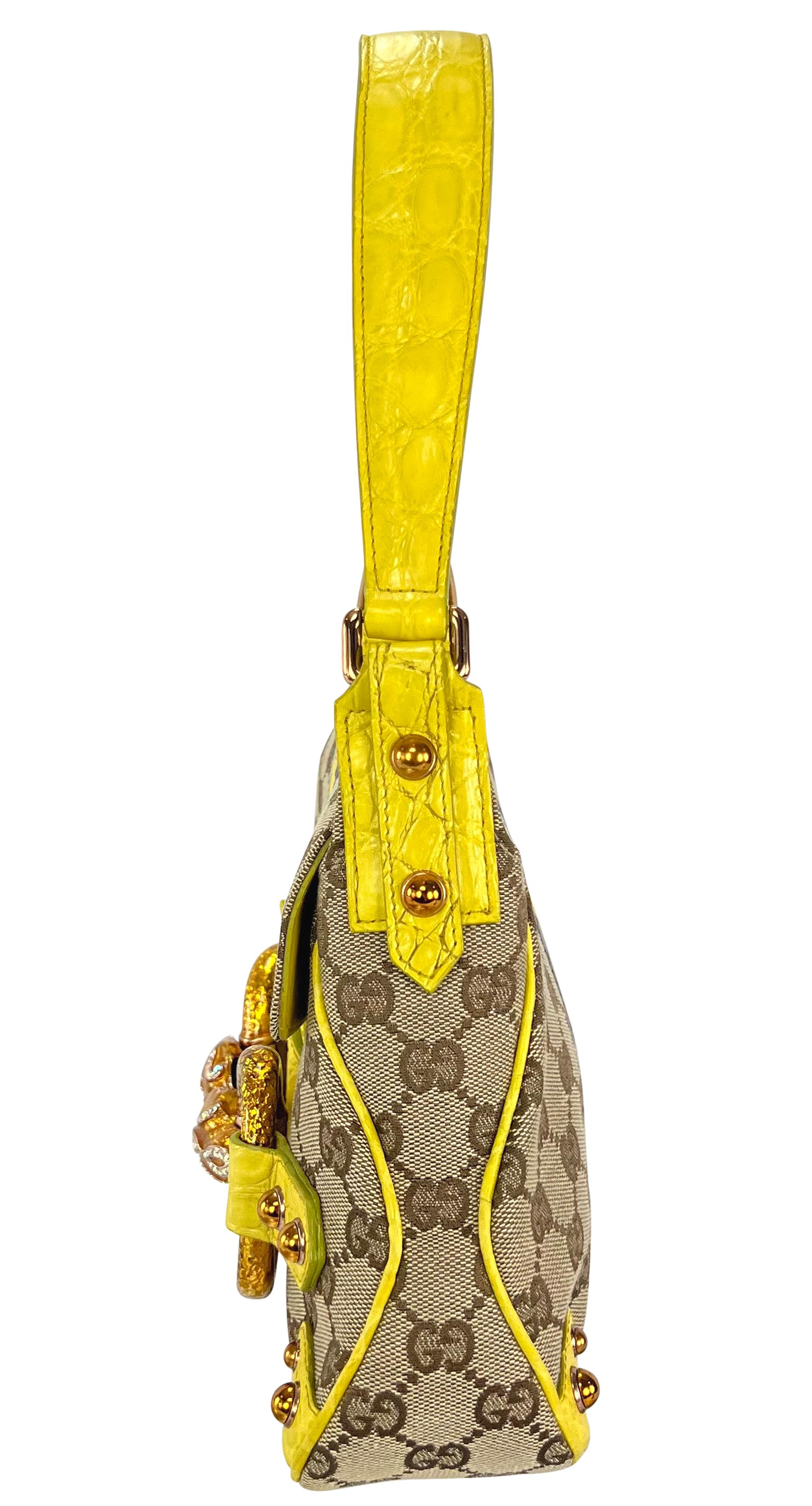 P/E 2004 Gucci by Tom Ford Borsa a tracolla piccola con morsetto in alligatore giallo e serpente. in vendita 3