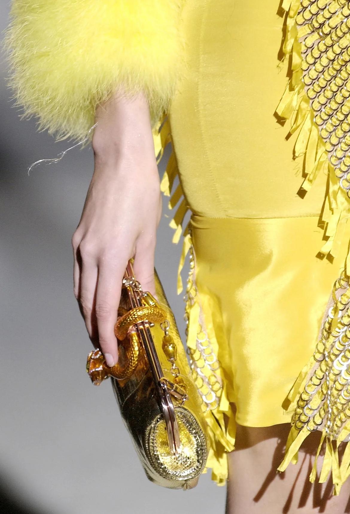 S/S 2004 Gucci by Tom Ford Yellow Strapless Metal Ring Runway Ad Mini Dress en vente 5