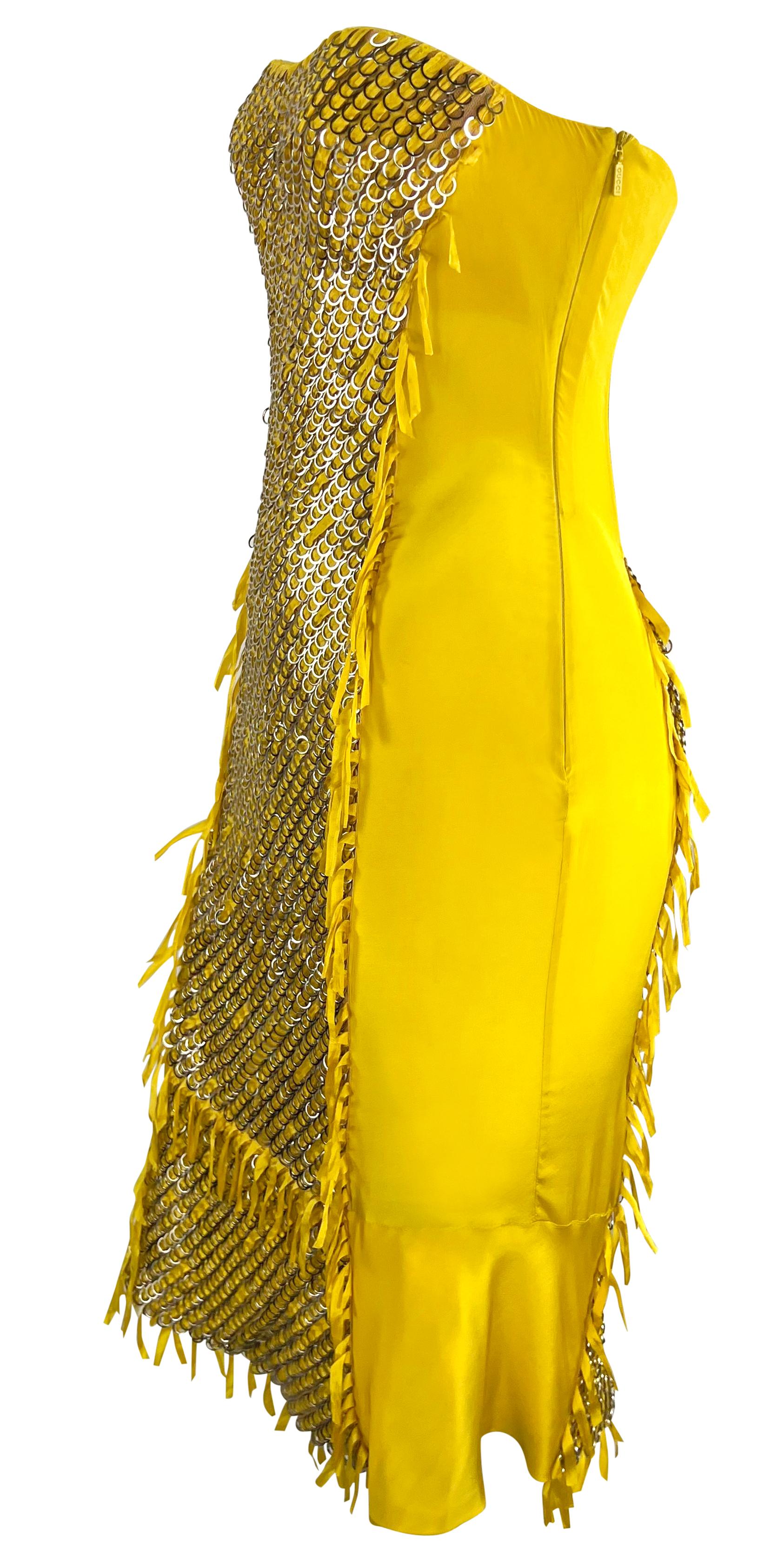 S/S 2004 Gucci by Tom Ford Yellow Strapless Metal Ring Runway Ad Mini Dress en vente 4
