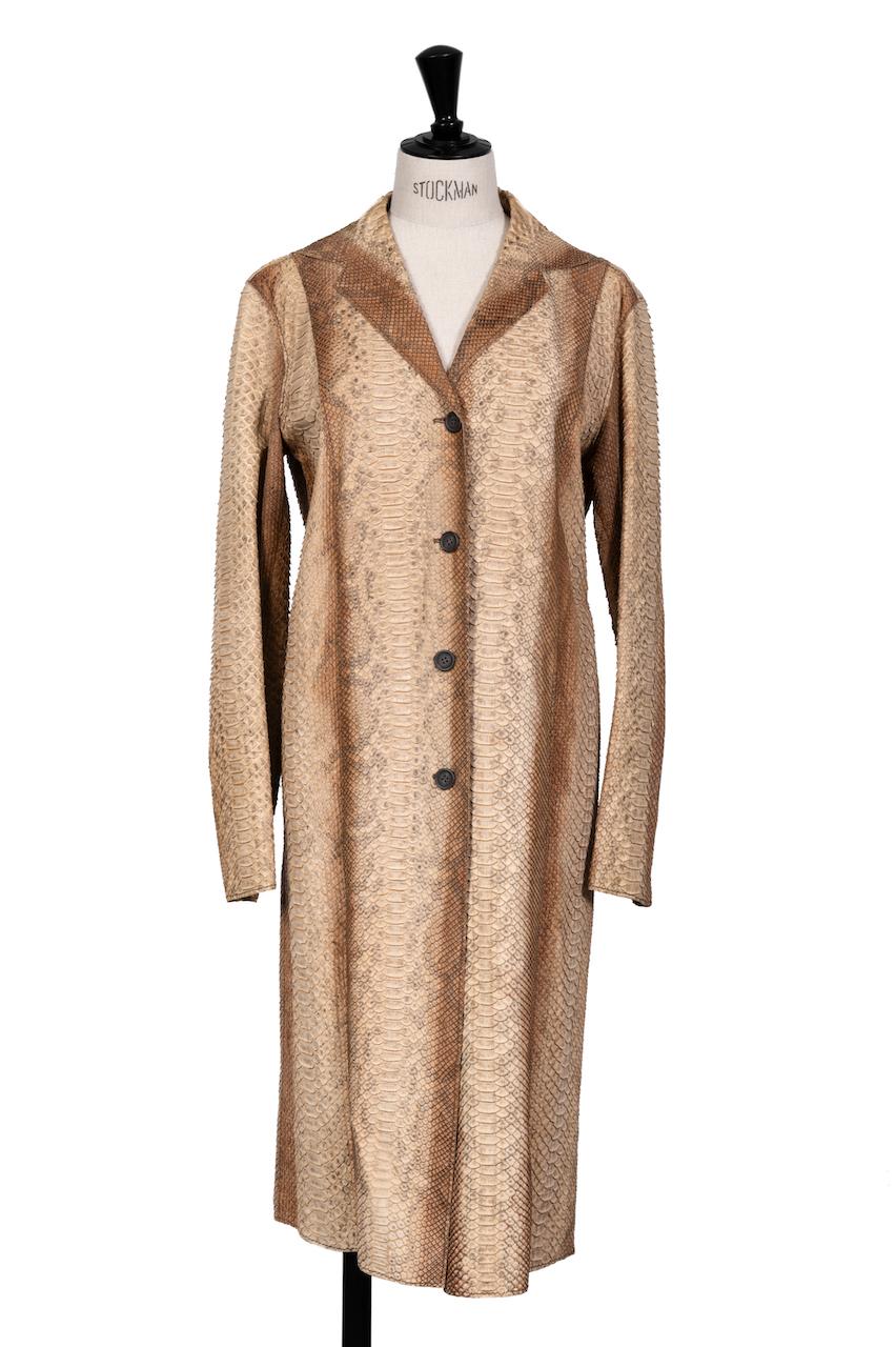 S/S 2004 PRADA Runway Beige Brown Python Leather Belted Trench Coat For Sale 3