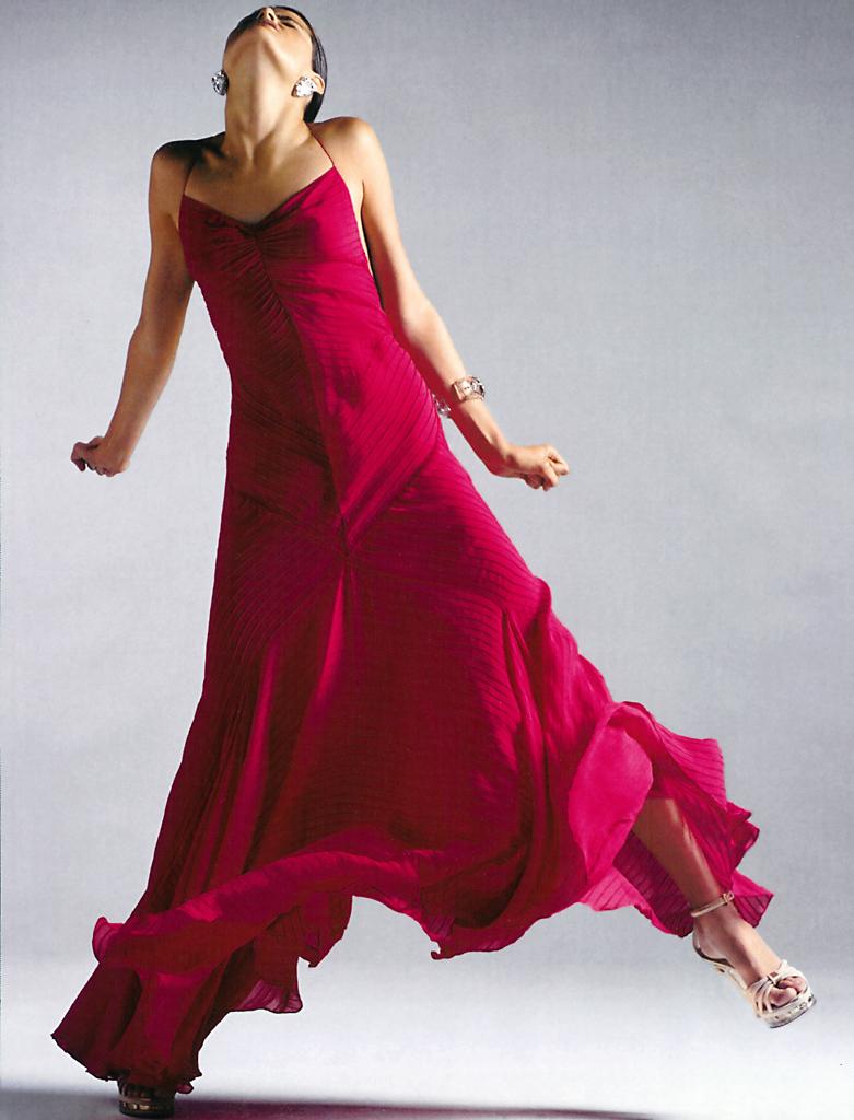 Pasarela Ralph Lauren S/S 2004 Vestido sin espalda en gasa de seda transparente rosa intenso Rosa en venta