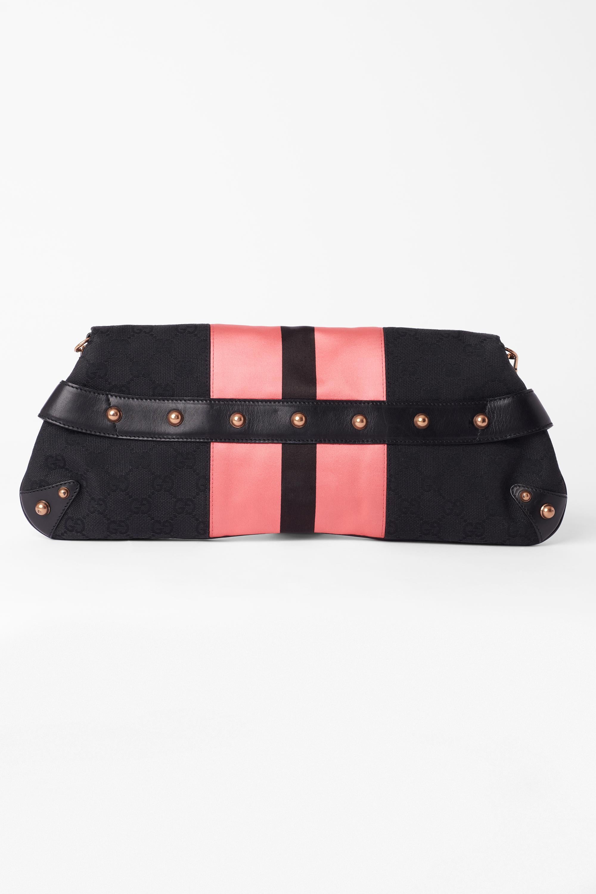 S/S 2004 Runway Black&Pink GG Canvas Horsebit Clutch In Excellent Condition For Sale In London, GB