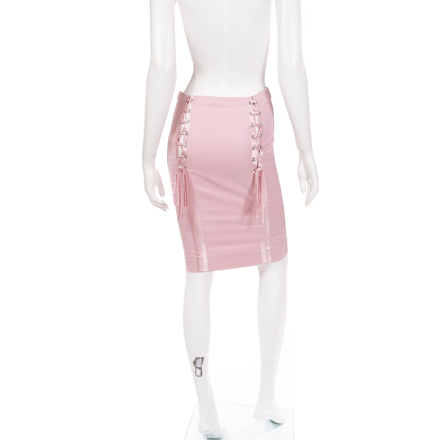 S/S 2004 Valentino Garavani Pink Corset Tied Runway Skirt For Sale 2