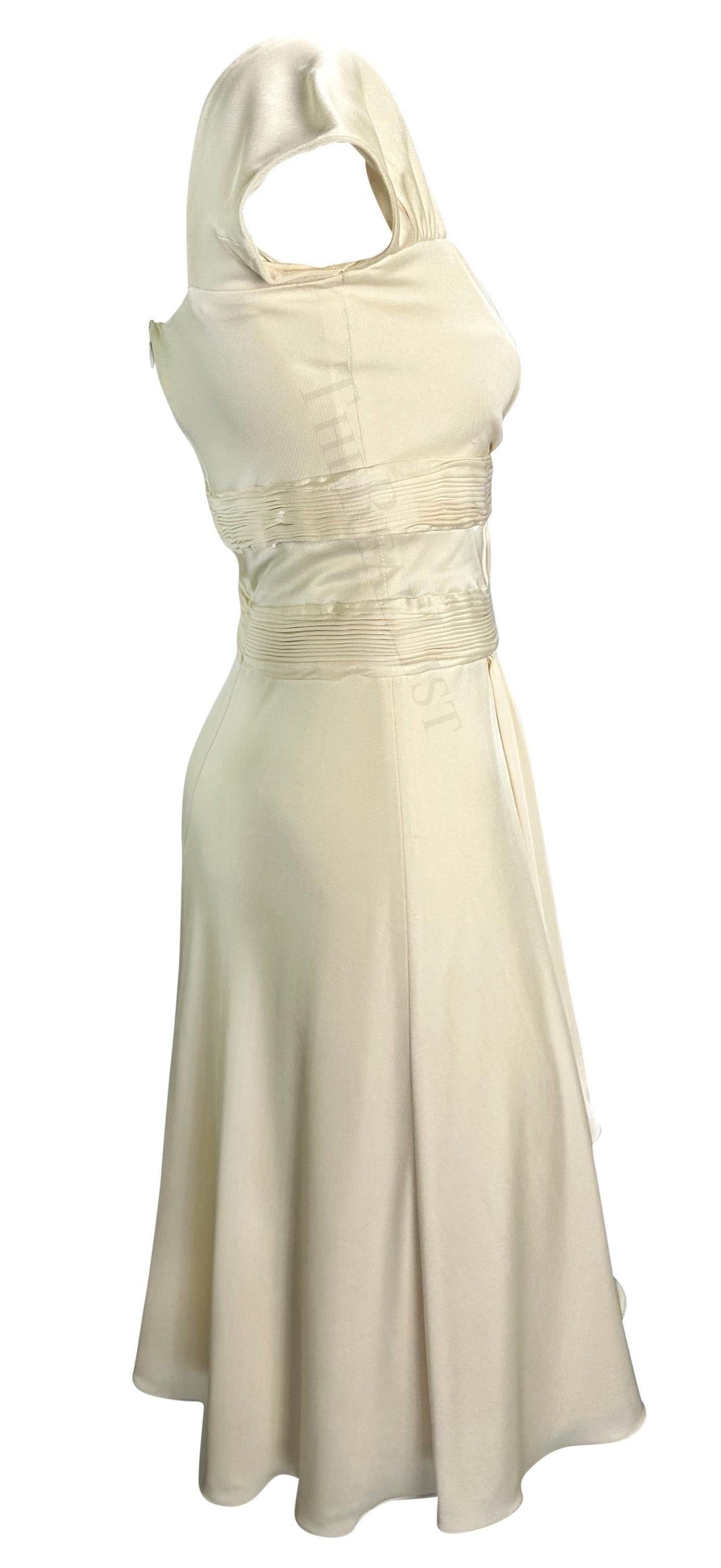 S/S 2004 Valentino Garavani Laufsteg-Anzeige Gerafftes Off-White-Schlagkleid im Angebot 6