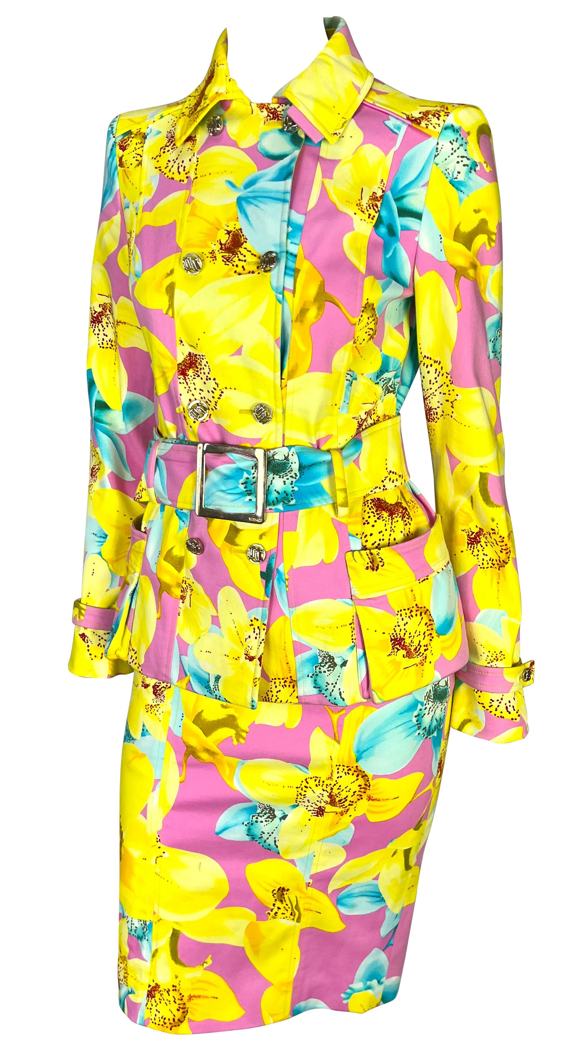 S/S 2004 Versace by Donatella Runway Pink Neon Yellow Floral Belted Skirt Suit In Excellent Condition For Sale In West Hollywood, CA