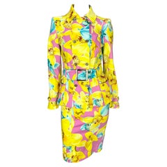 S/S 2004 Versace by Donatella Versace Traje de falda con cinturón floral rosa neón amarillo