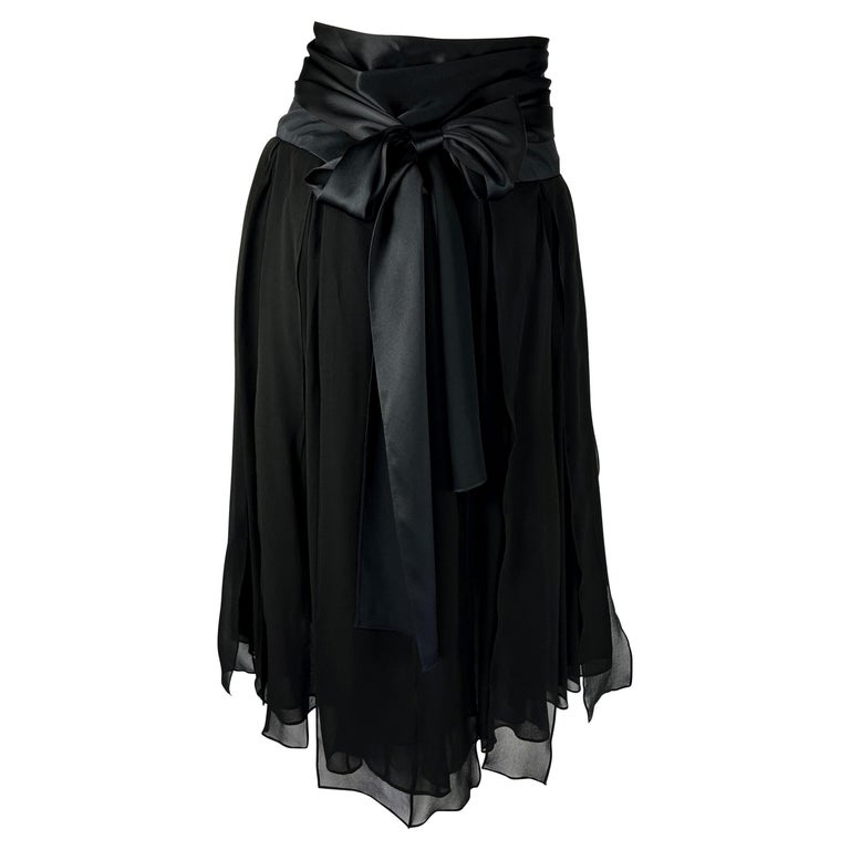 S/S 2004 Yves Saint Laurent by Tom Ford Black Pleated Silk Flare Skirt NWT For Sale