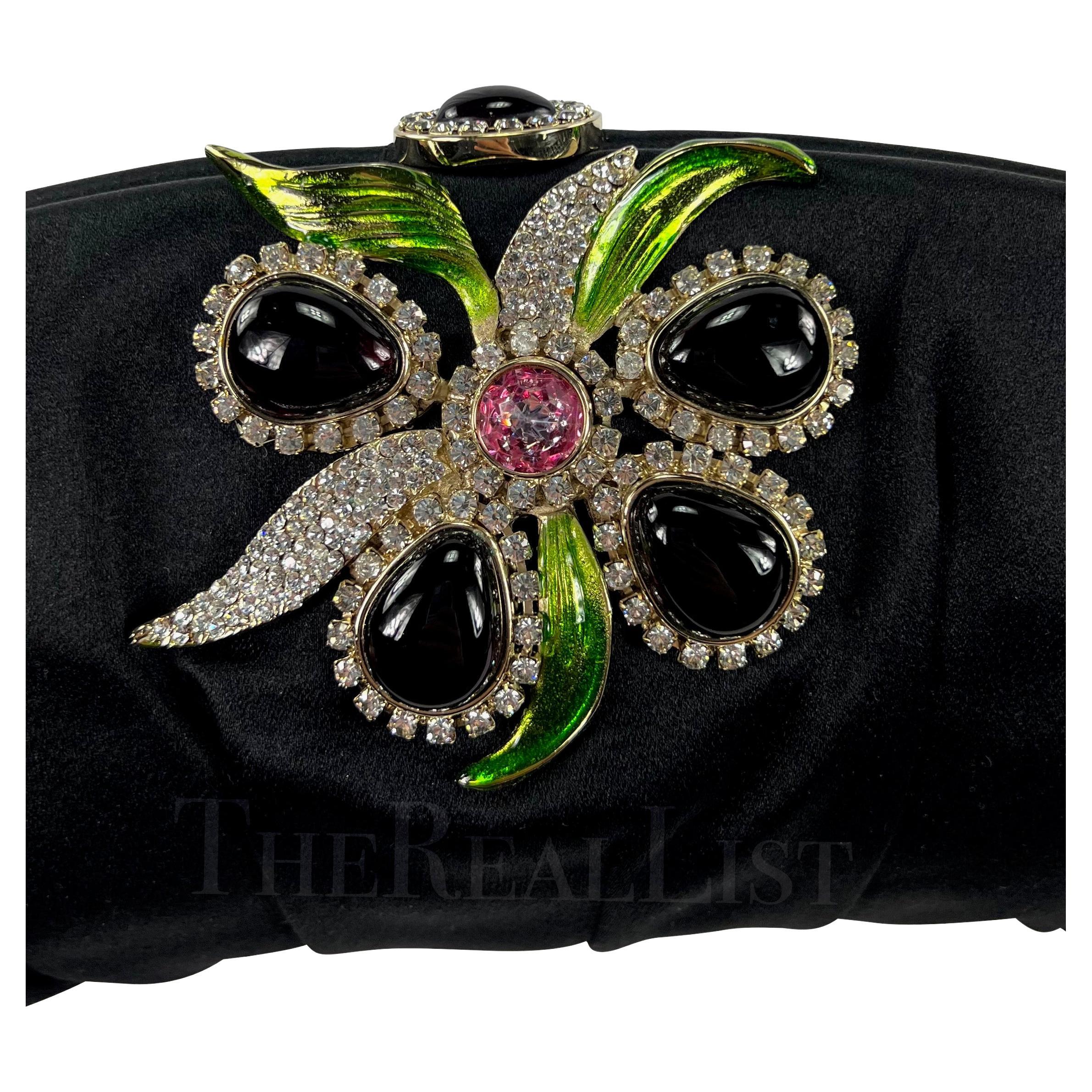 S/S 2004 Yves Saint Laurent by Tom Ford Rhinestone Flower Silk Satin Clutch  In Excellent Condition For Sale In West Hollywood, CA