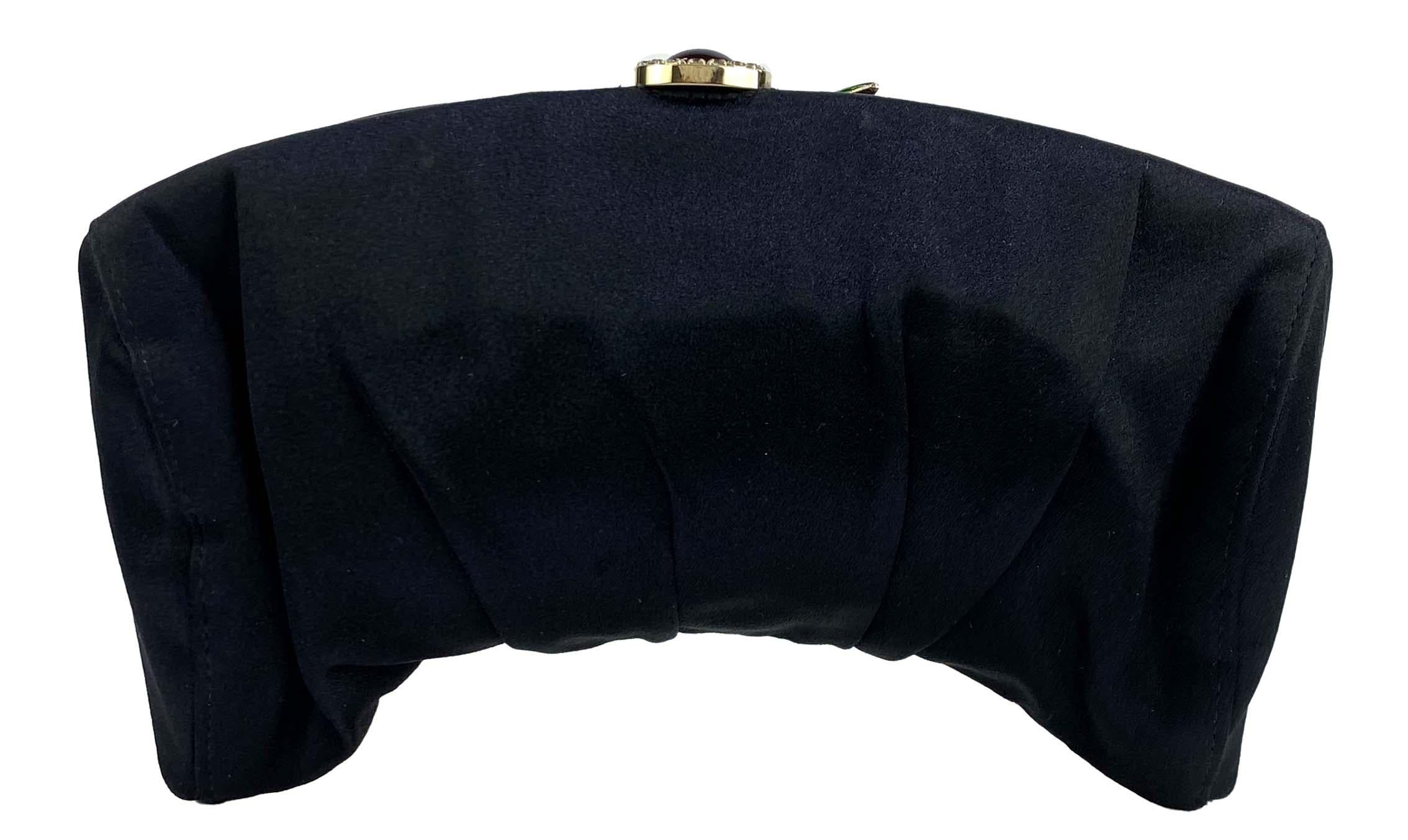 S/S 2004 Yves Saint Laurent by Tom Ford Rhinestone Flower Silk Satin Clutch  In Excellent Condition For Sale In West Hollywood, CA
