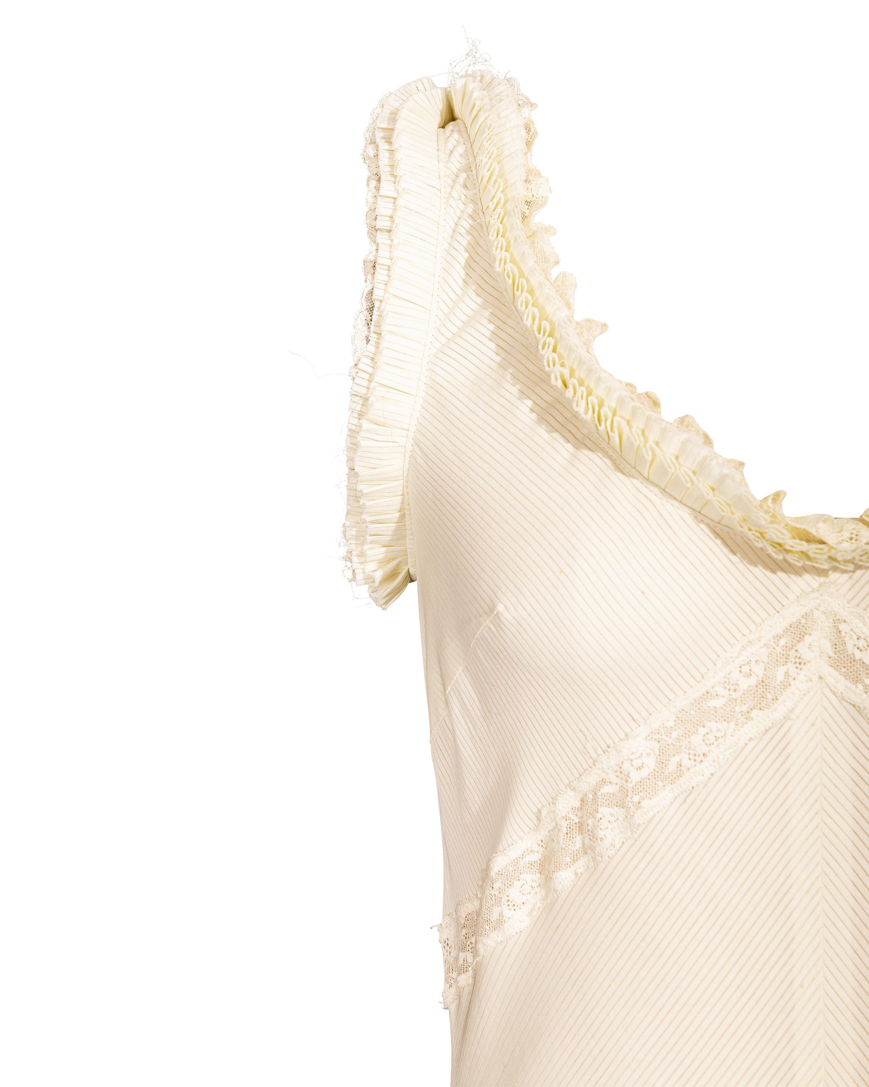 S/S 2005 Alexander McQueen (Lifetime) Pale Yellow Pleated and Lace Cotton Dress 4
