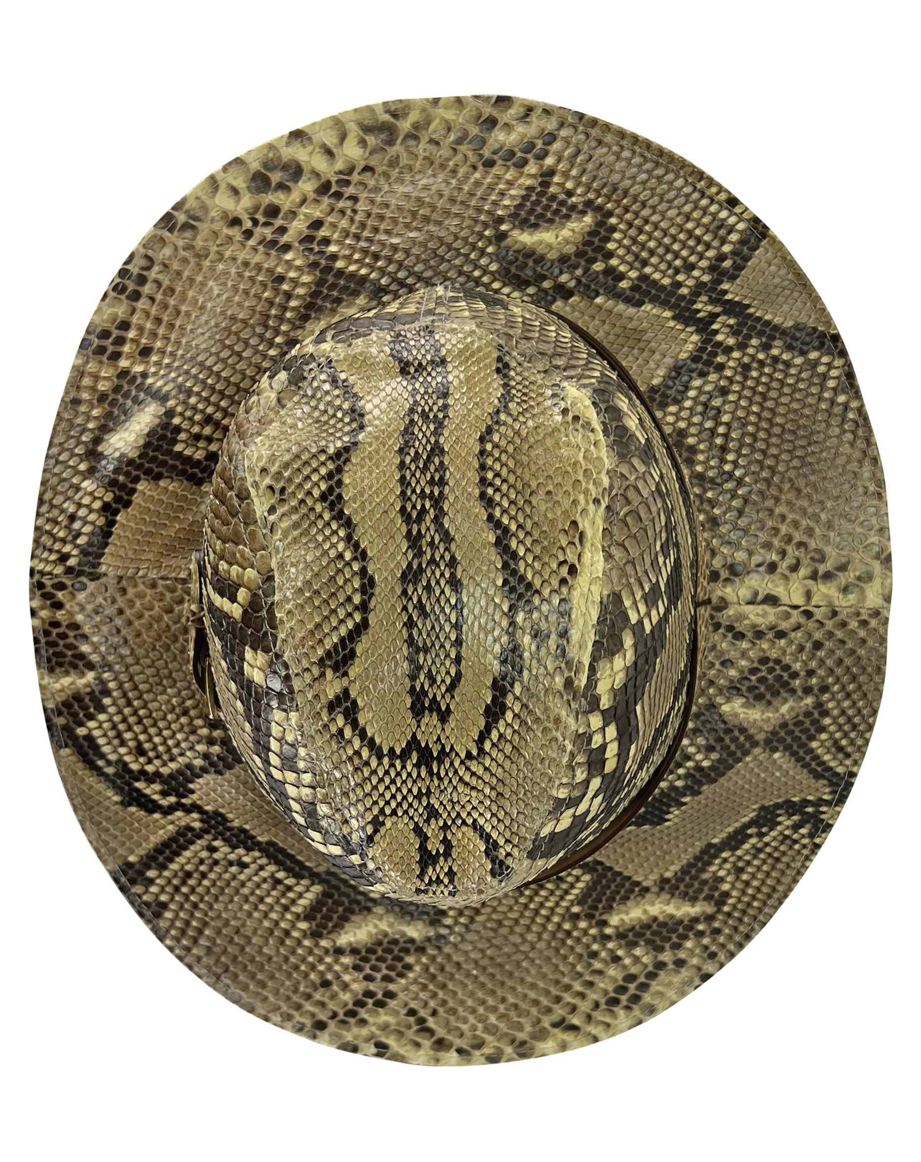 Cappello a tesa larga con fibbia e logo Dolce & Gabbana P/E 2005 in vero pitone in vendita 1