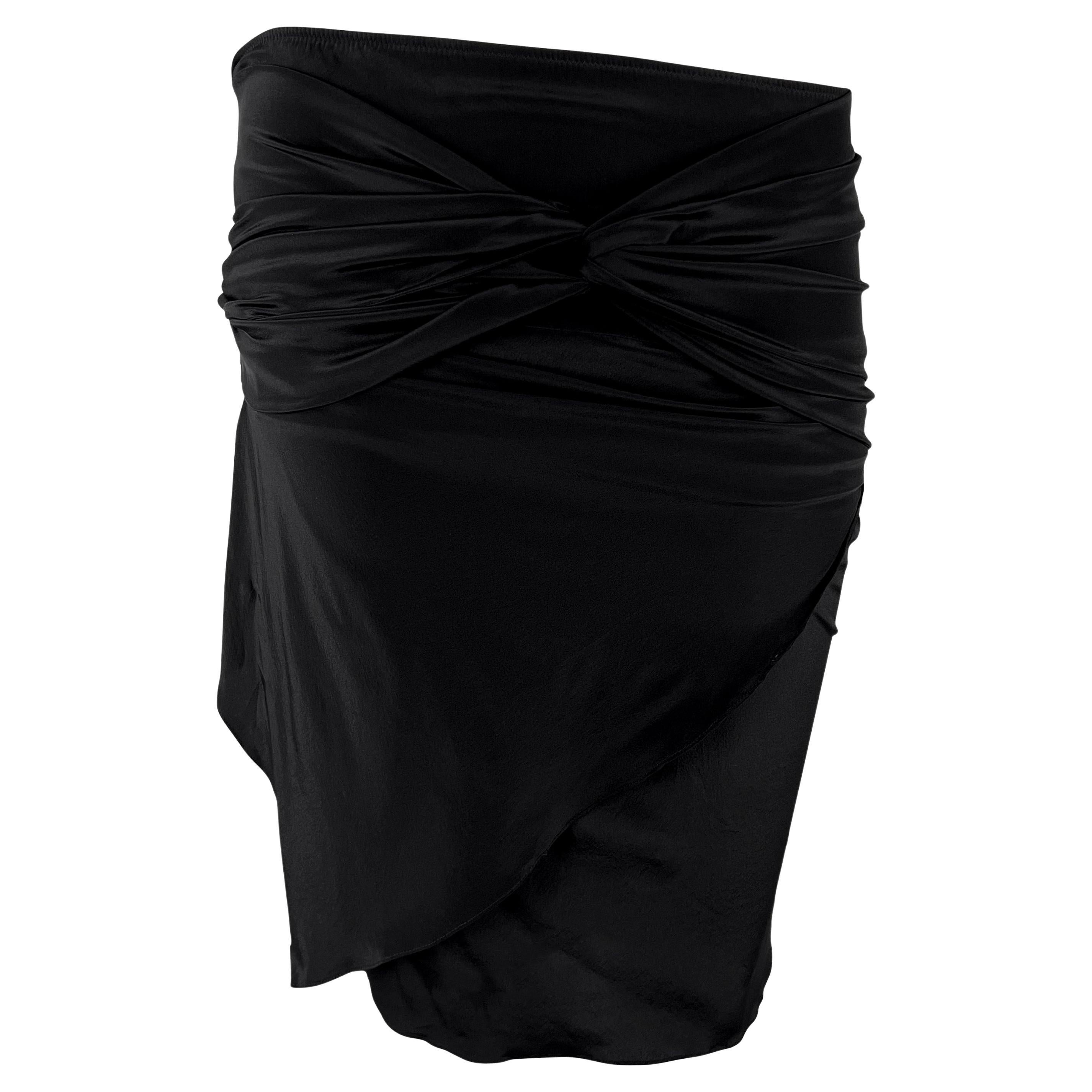 S/S 2005 Gucci Bandage Wrap Asymmetric  Bodycon Stretch Black Skirt For Sale 2