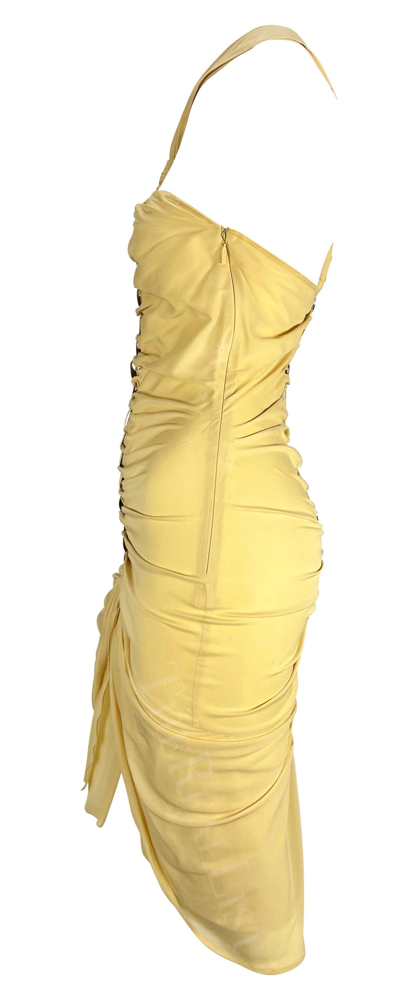 S/S 2005 Gucci Beige Cutout Gold-Tone Metal Spine Bodycon Mini Dress For Sale 1