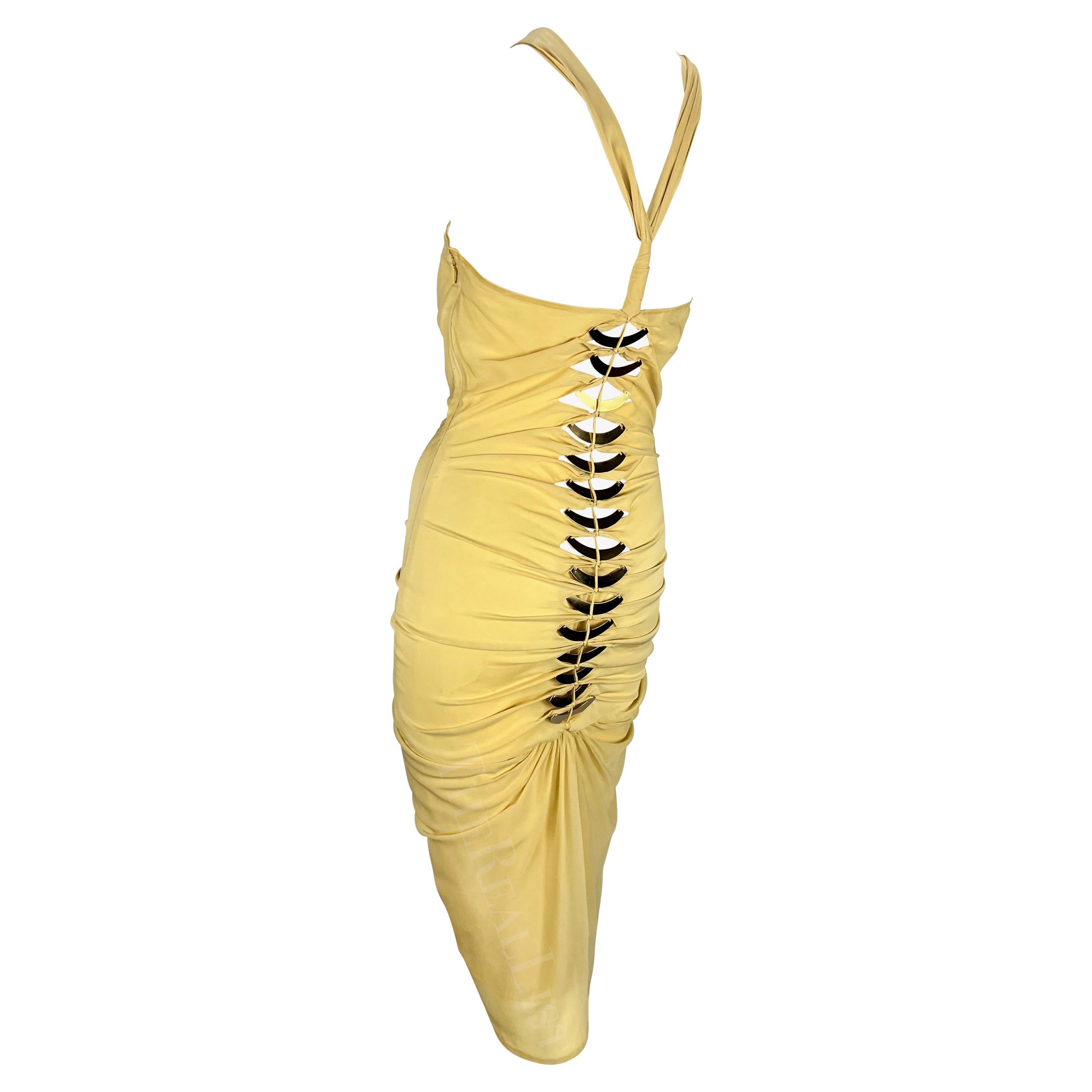 S/S 2005 Gucci Beige Cutout Gold-Tone Metal Spine Bodycon Mini Dress For Sale 2