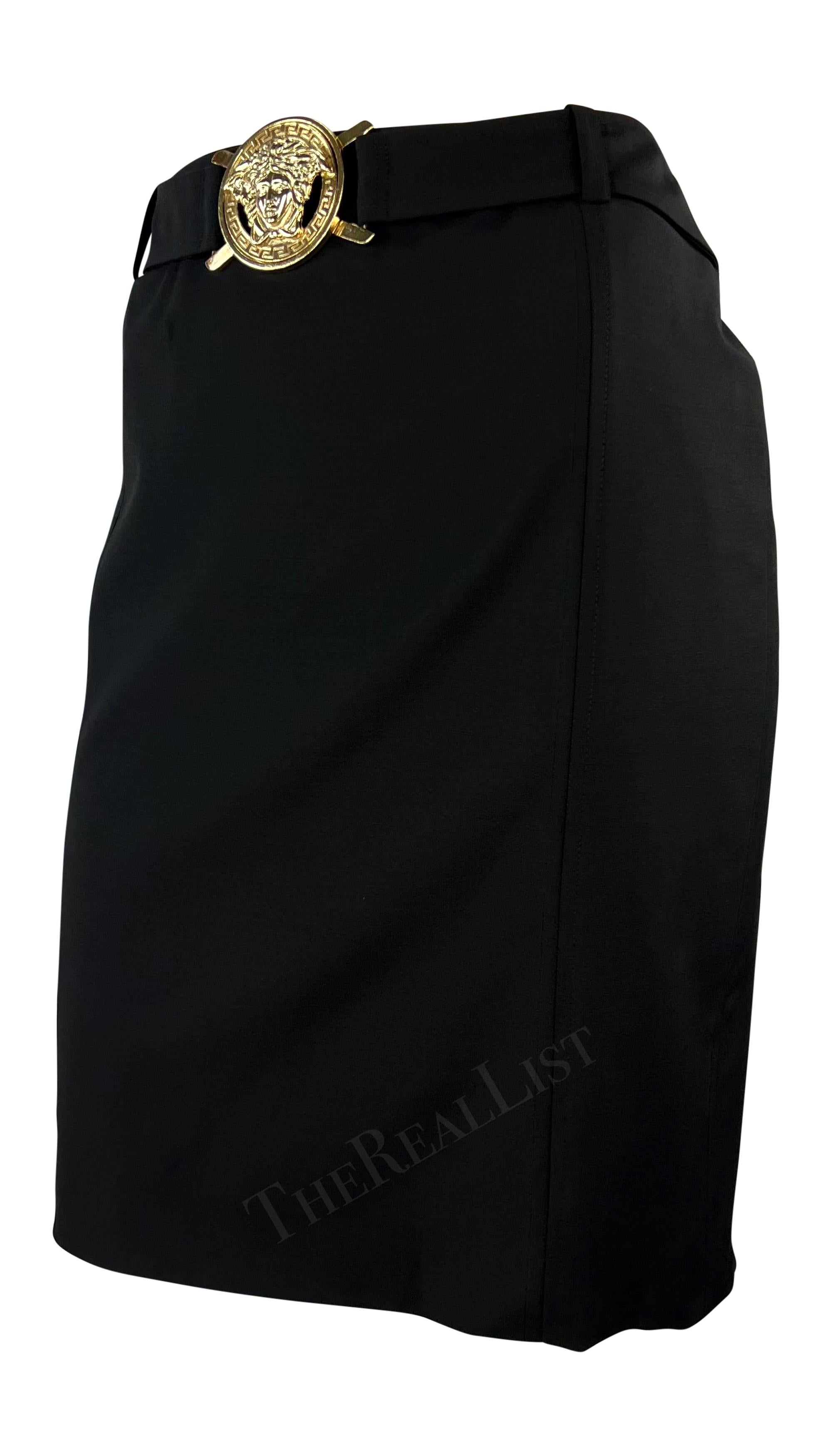 S/S 2005 Versace by Donatella Black Medusa Belt Pencil Skirt In Excellent Condition For Sale In West Hollywood, CA