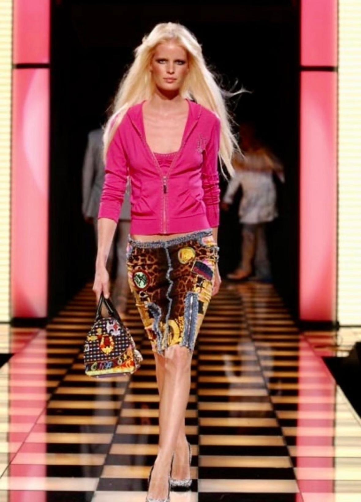 S/S 2005 Versace by Donatella Chaos Couture Studded Denim Patch Vest Skirt Set For Sale 5