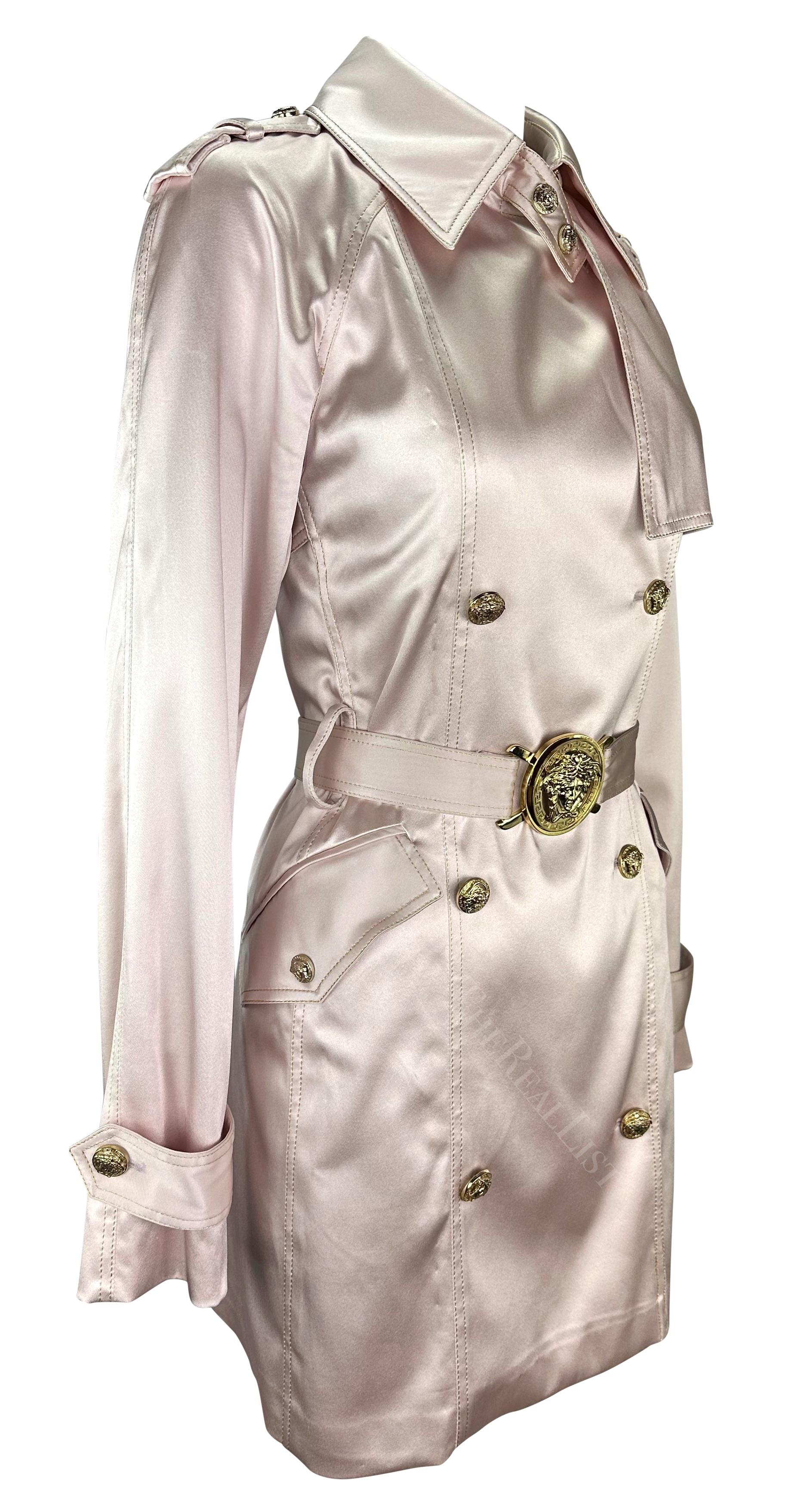 S/S 2005 Versace by Donatella Pale Pink Satin Gold Medusa Medallion Sample Coat For Sale 3