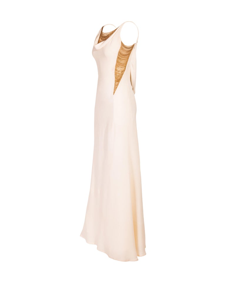 S/S 2006 Alexander McQueen Gold Chain White Gown at 1stDibs | white and gold  dress, white gold dress, alexander mcqueen silk maxi dress sweetheart  neckline
