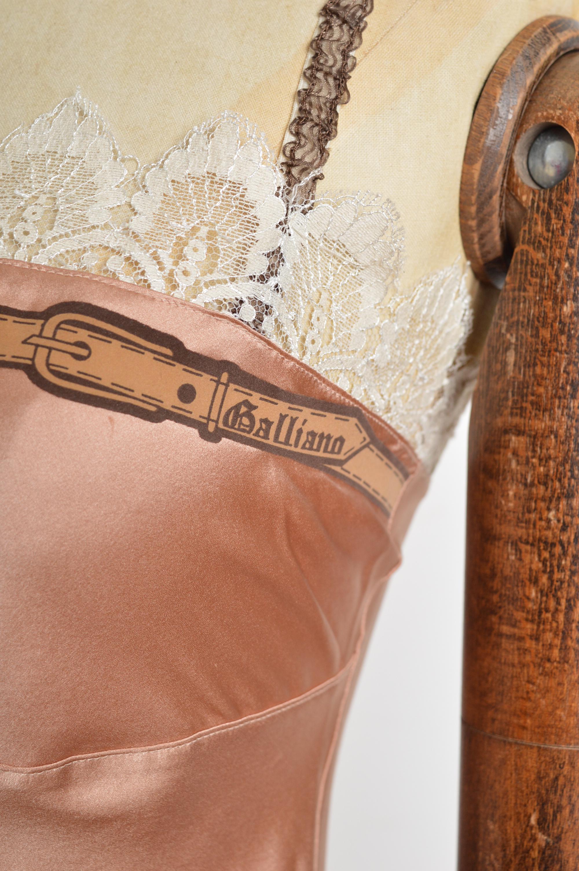 Canotta in raso e pizzo di John Galliano per la P/E 2006 - Canottiera - Canottiera In condizioni buone in vendita a Sheffield, GB