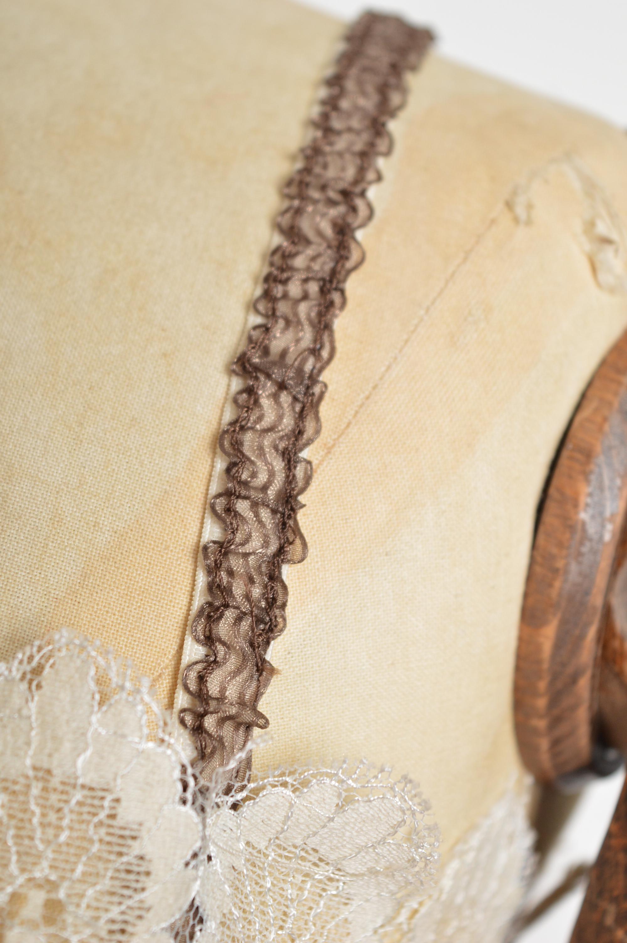 Canotta in raso e pizzo di John Galliano per la P/E 2006 - Canottiera - Canottiera in vendita 3