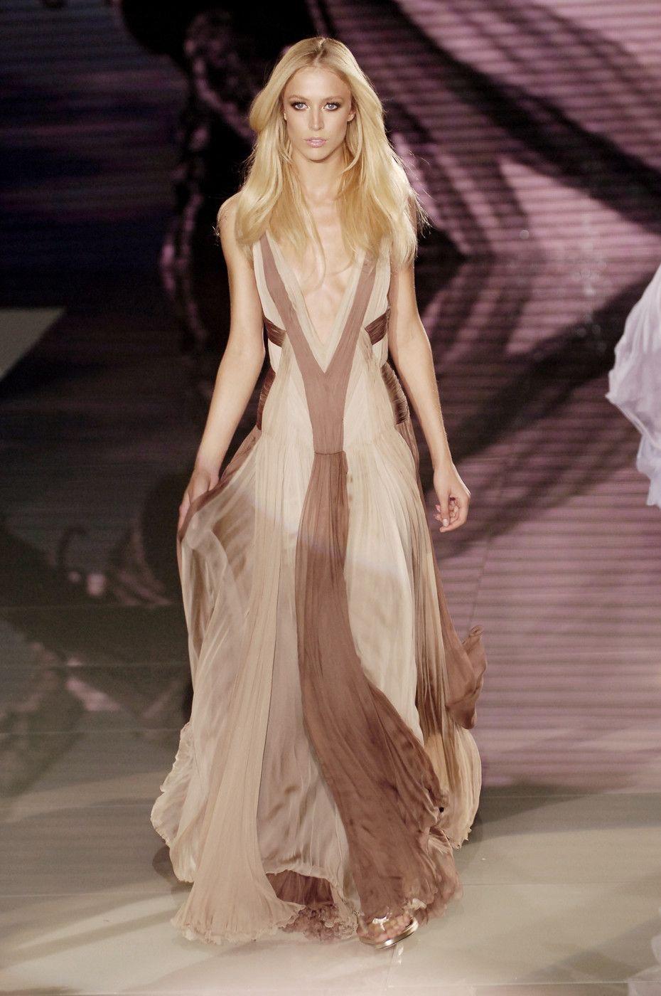  S/S 2006 Look #50 Versace Silk Gown

Finished with tulle bodysuit

IT Size 42

Airy, delicate, classy and sexy!

