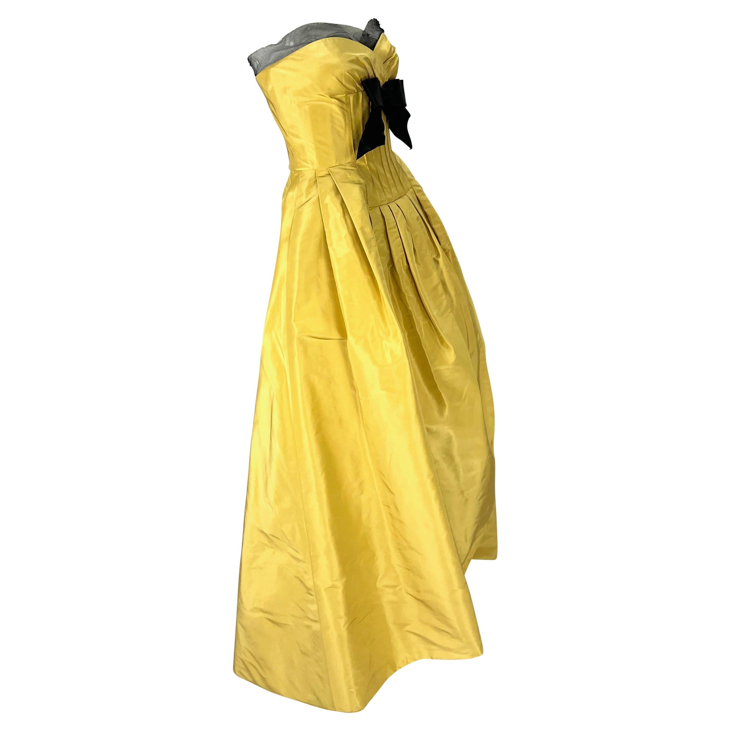 S/S 2006 Oscar de La Renta Runway Yellow Silk Taffeta Boned Corset Bow Gown 7