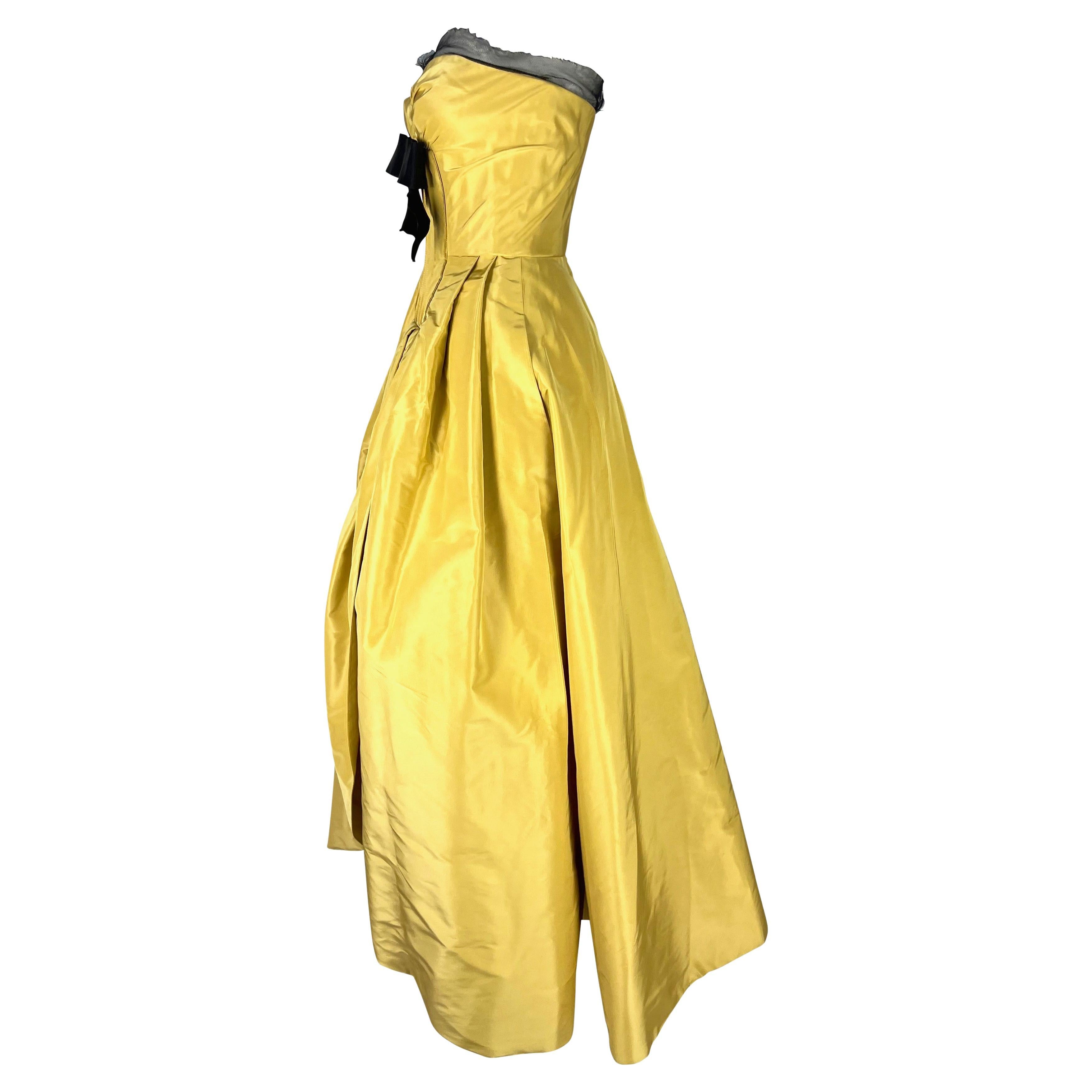 S/S 2006 Oscar de La Renta Runway Yellow Silk Taffeta Boned Corset Bow Gown 4