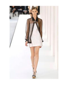 Robe courte à sequins blanche Chanel par Karl Lagerfeld, P/E 2007