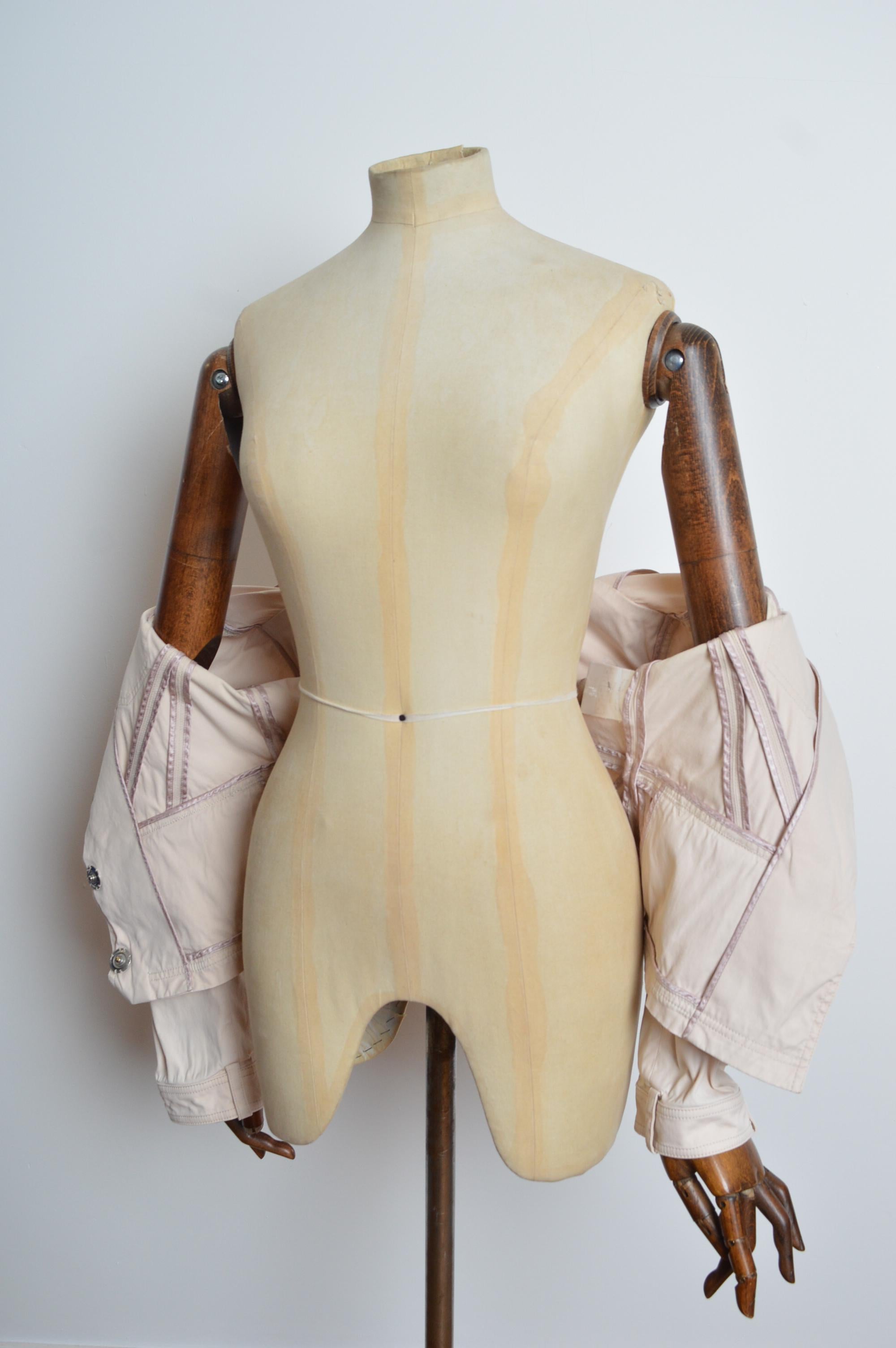 S/S 2007 Christian Dior by John Galliano Chic Cream Boxy Cropped Beige Jacket For Sale 10