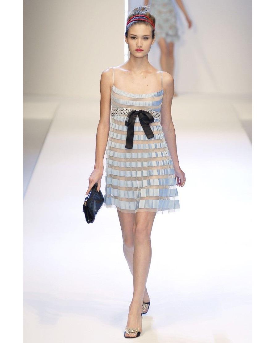 S/S 2007 Valentino - Mini robe plissée - Bleu ciel en vente 7