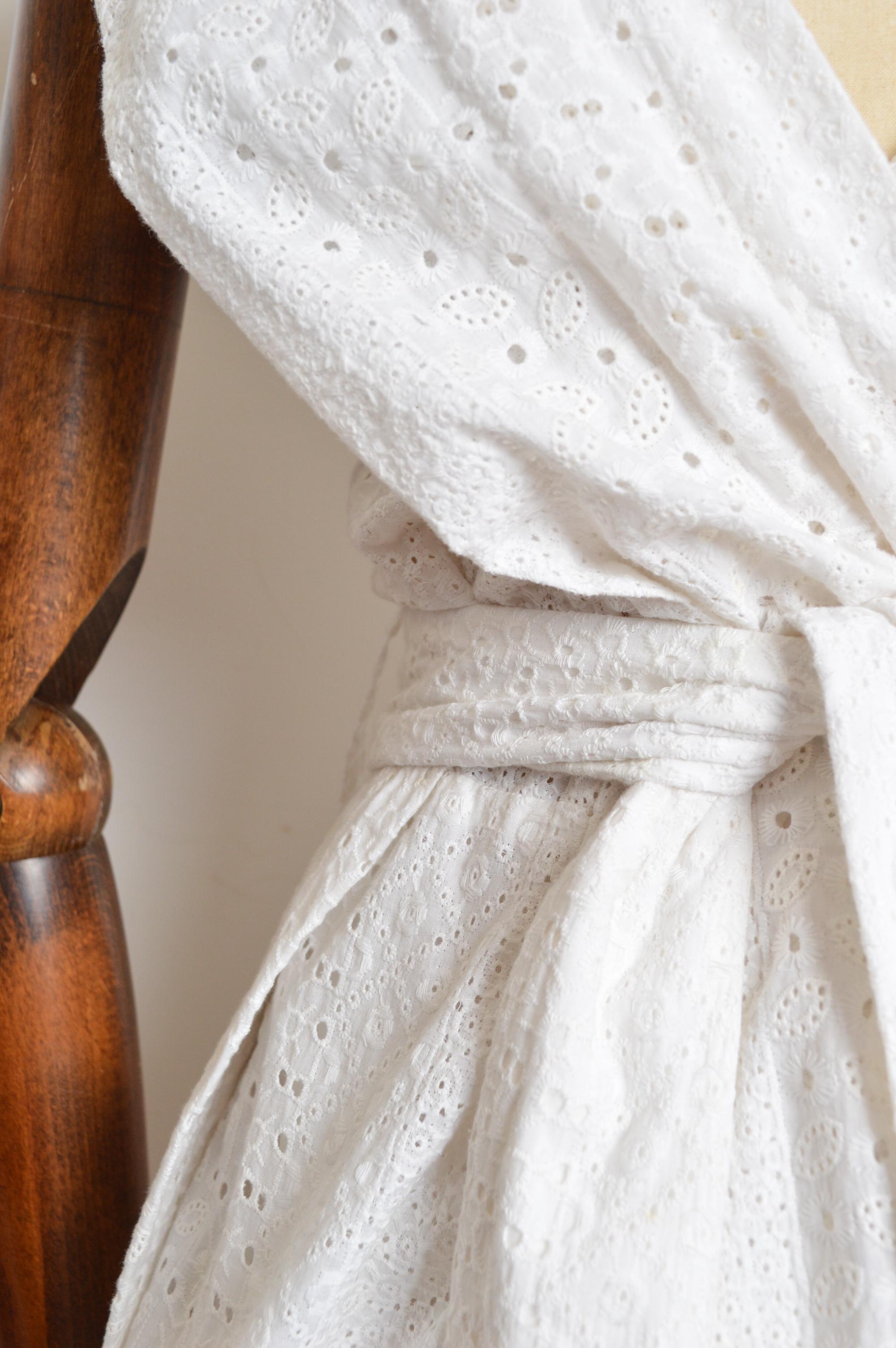 S/S 2007 Vivienne Westwood Weißes Broderie Anglaise Vintage Spitze Tee-Kleid im Angebot 1