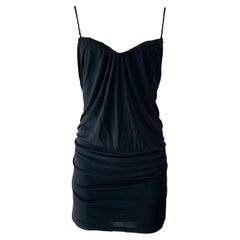 F/S 2008 Dsquared2 Laufsteg Schwarzes rückenfreies Minikleid