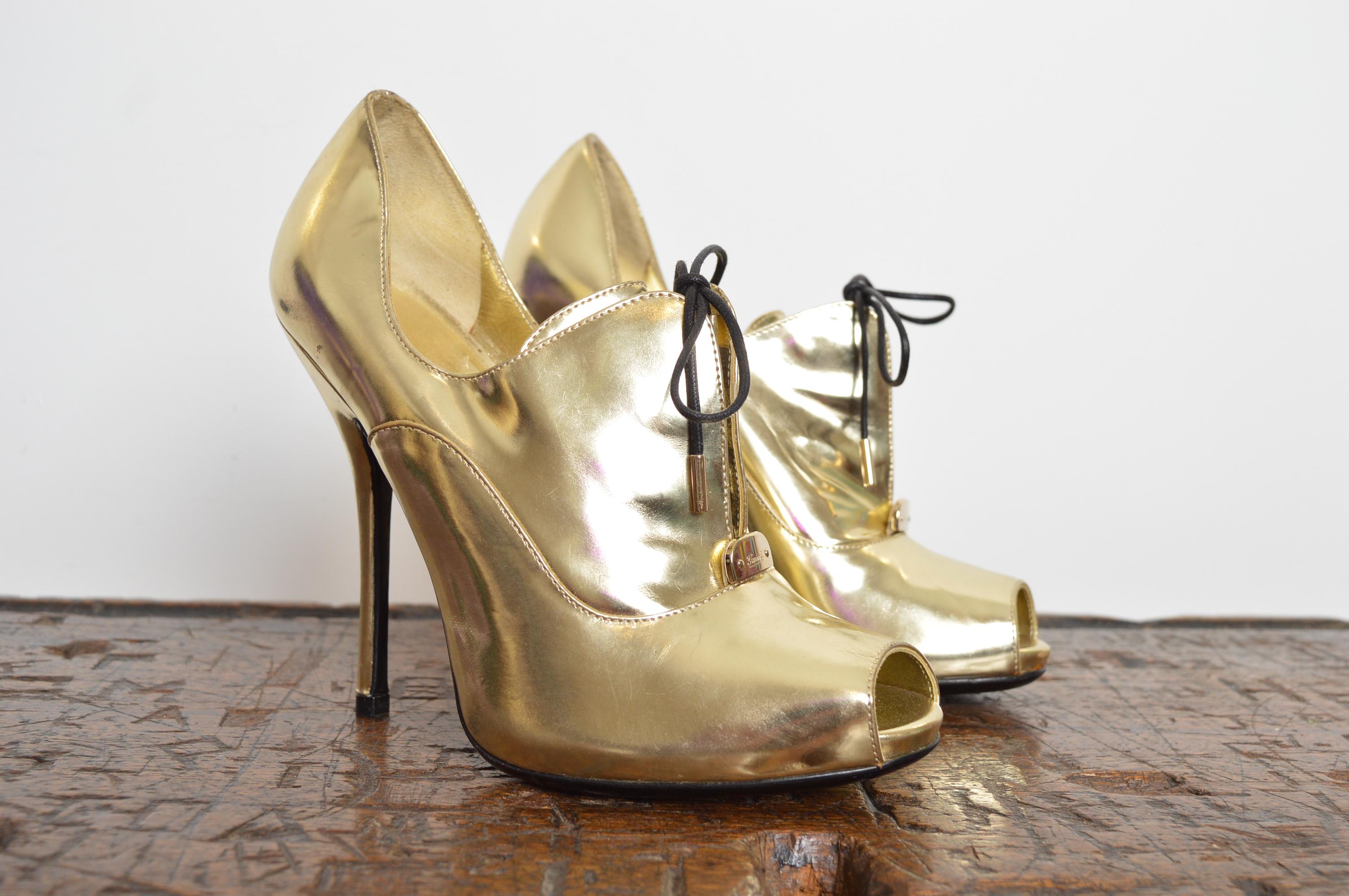 S/S 2008 GUCCI Pale Gold Peep Toe Leather Stiletto lace Up High Heels in vendita 9