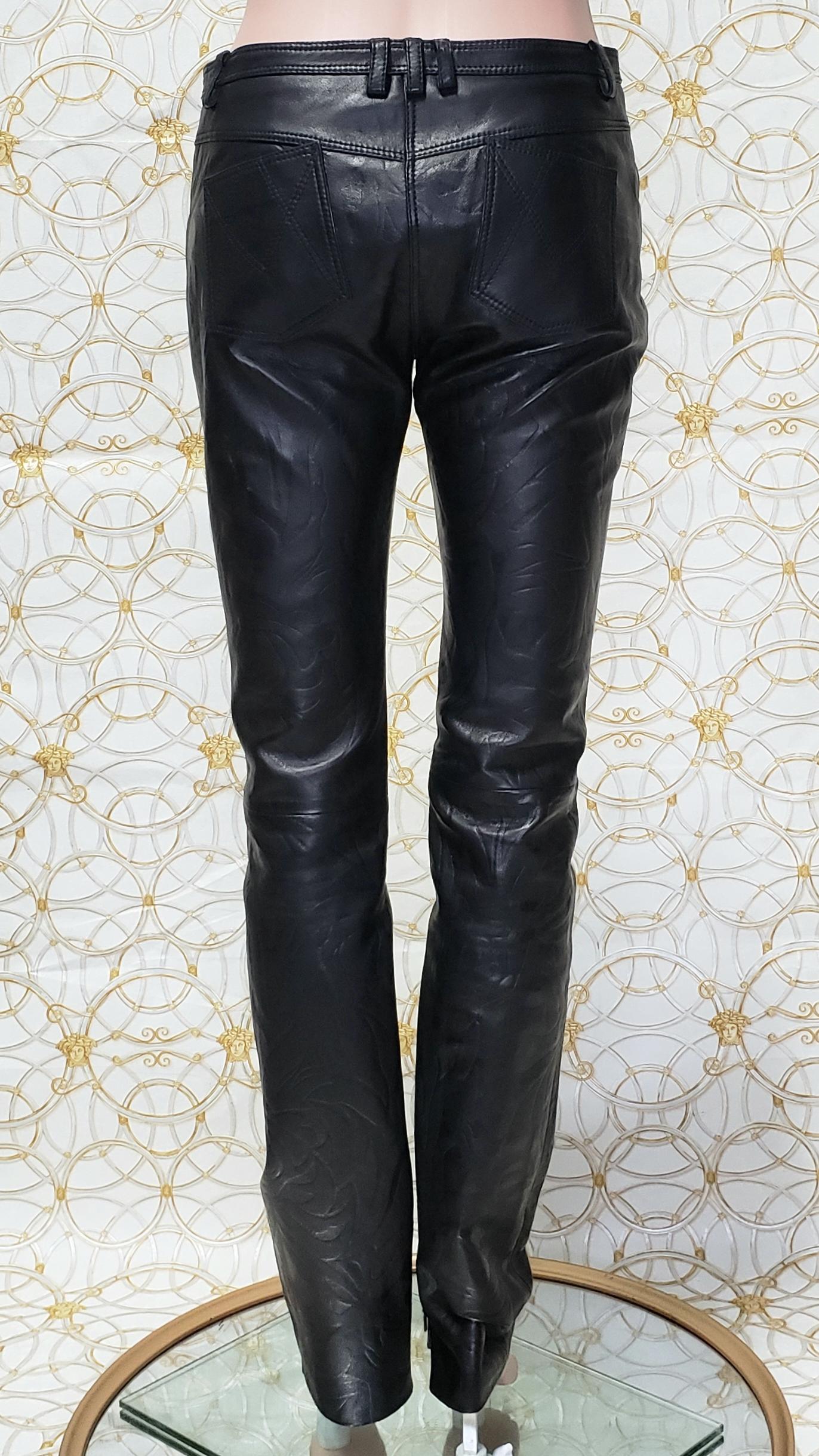 S/S 2014 Look # 35 VERSACE BLACK LEATHER FLORAL PRINT PANTS size 38 - 2 For Sale 1