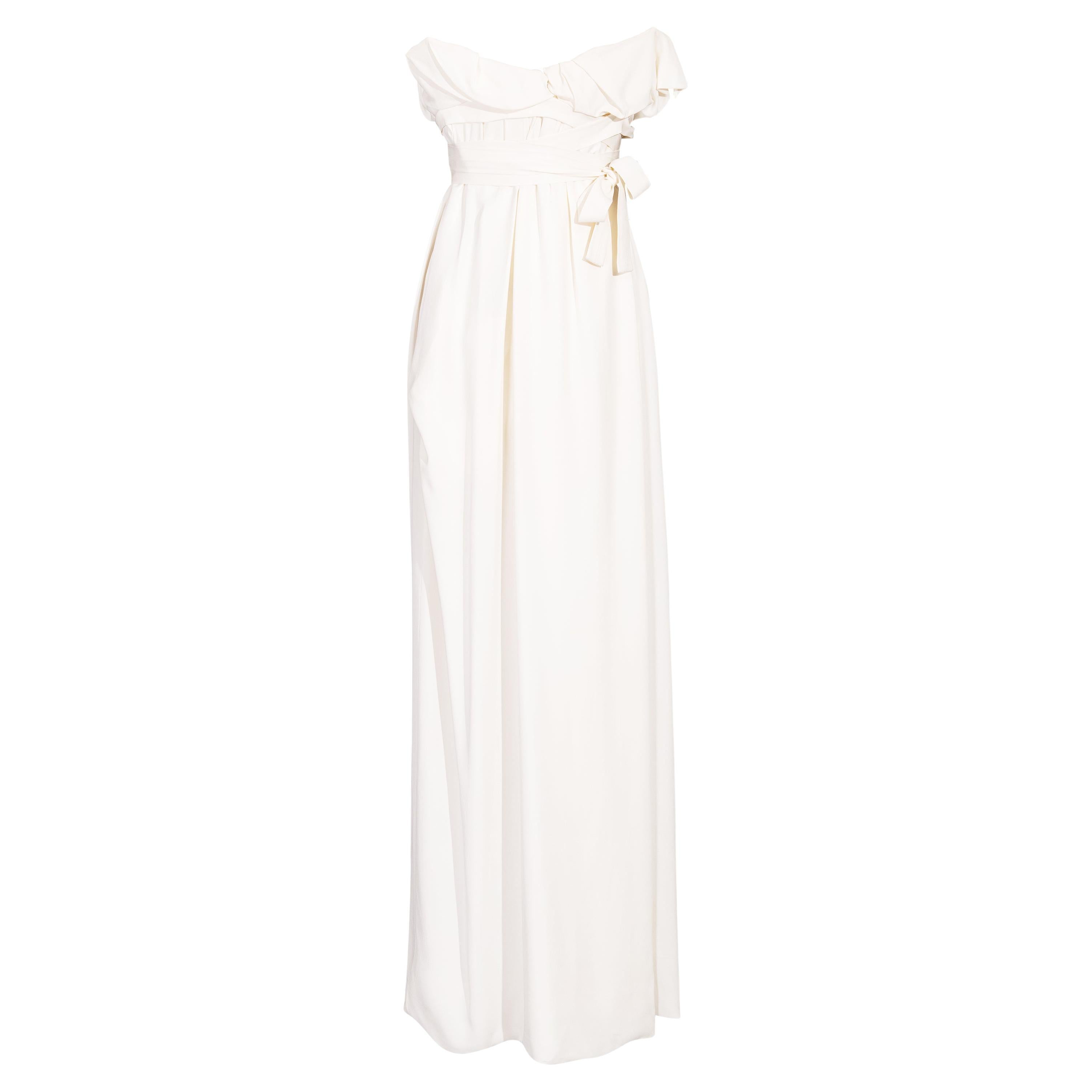 S/S 2014 Vivienne Westwood White Strapless Silk Drape Gown (robe drapée en soie sans bretelles)