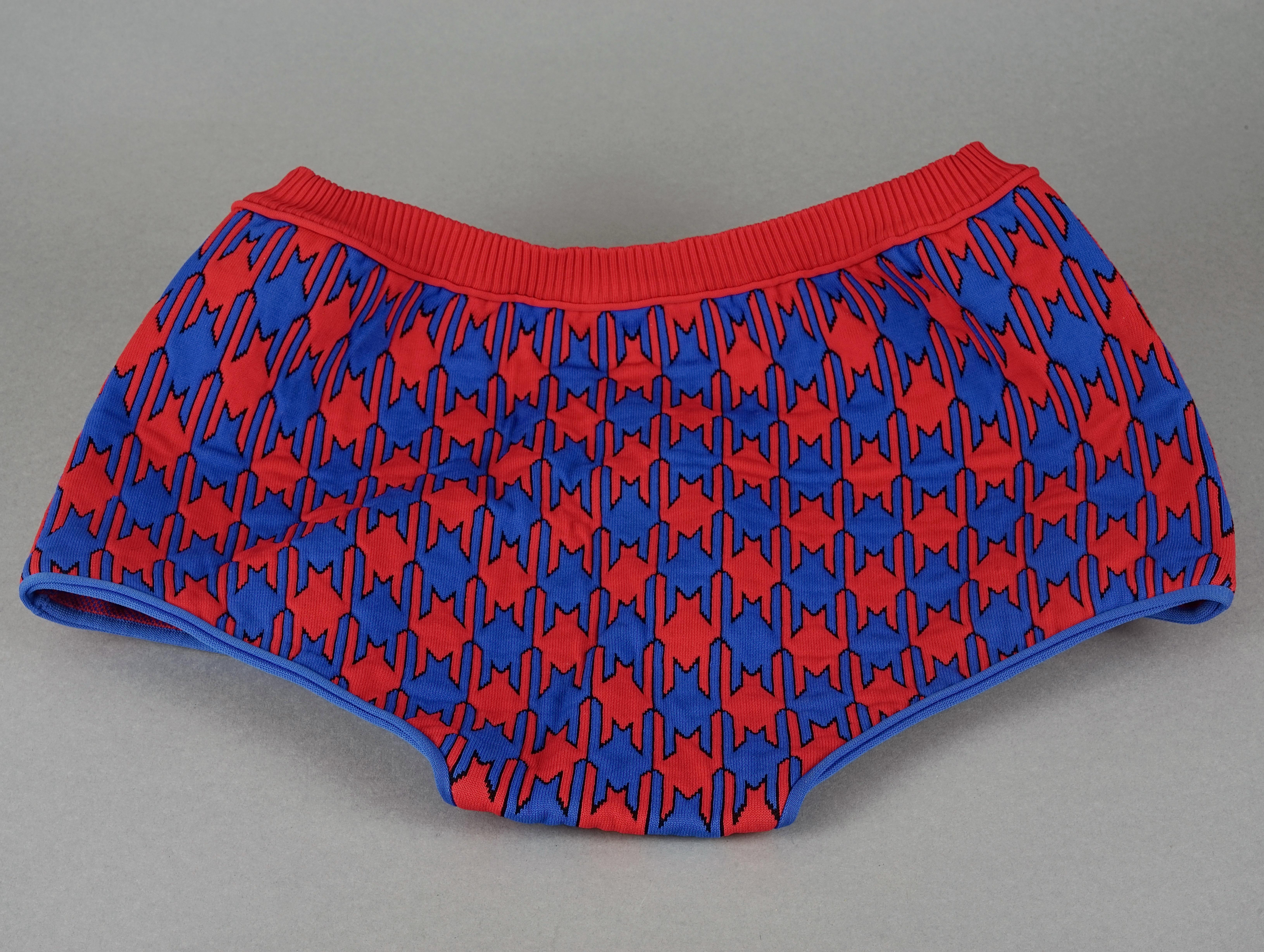 S/S 2015 CELINE Vibrant Diamond Jacquard Knit Shorts 1